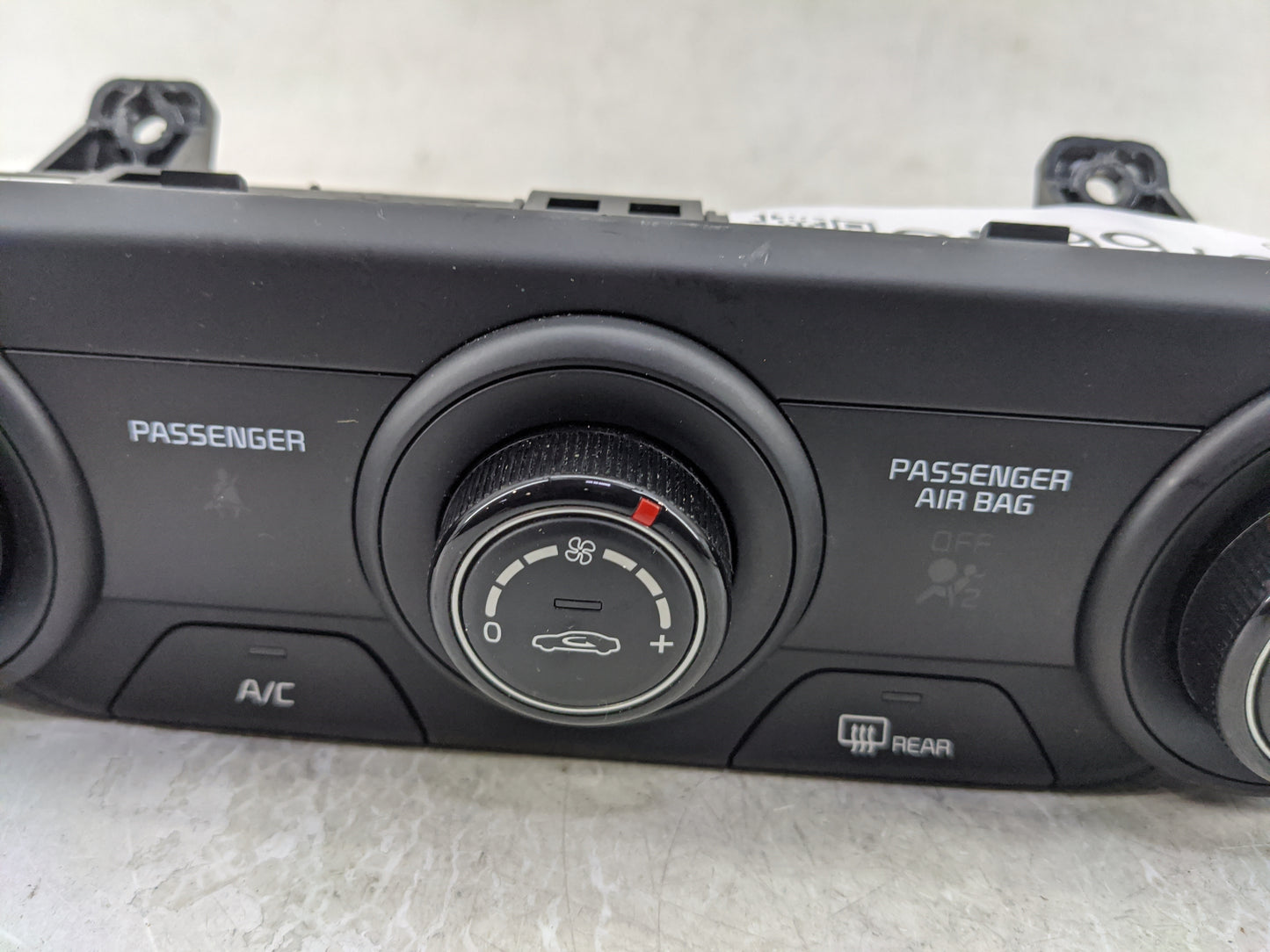 2022 Kia Forte Climate Control Module Temperature AC/Heater Replacement P/N:97250-M6AM0WK Fits OEM Used Auto Parts - Oemused