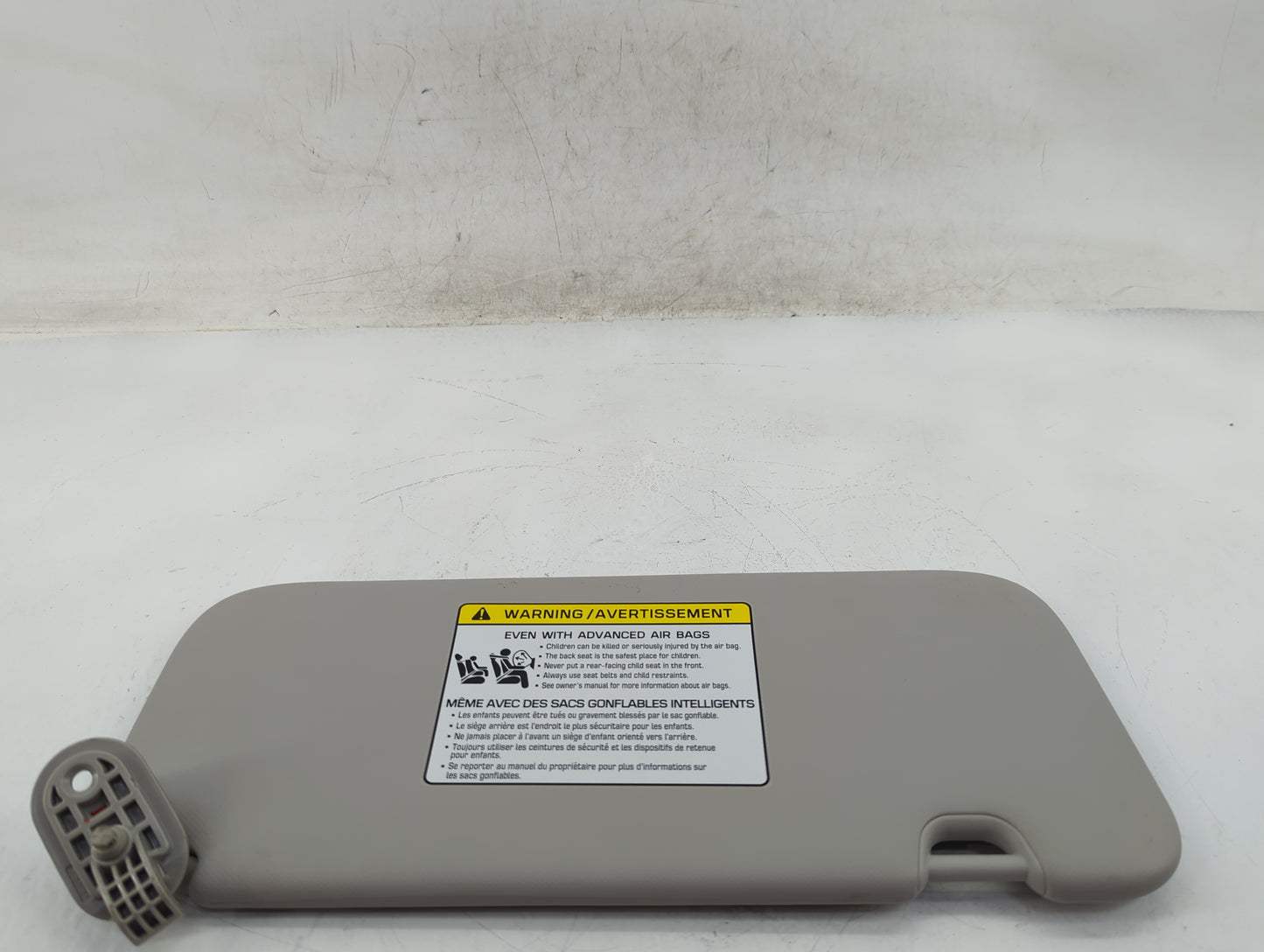 2022 Kia Forte Sun Visor Shade Replacement Driver Left Mirror Fits OEM Used Auto Parts - Oemusedautoparts1.com