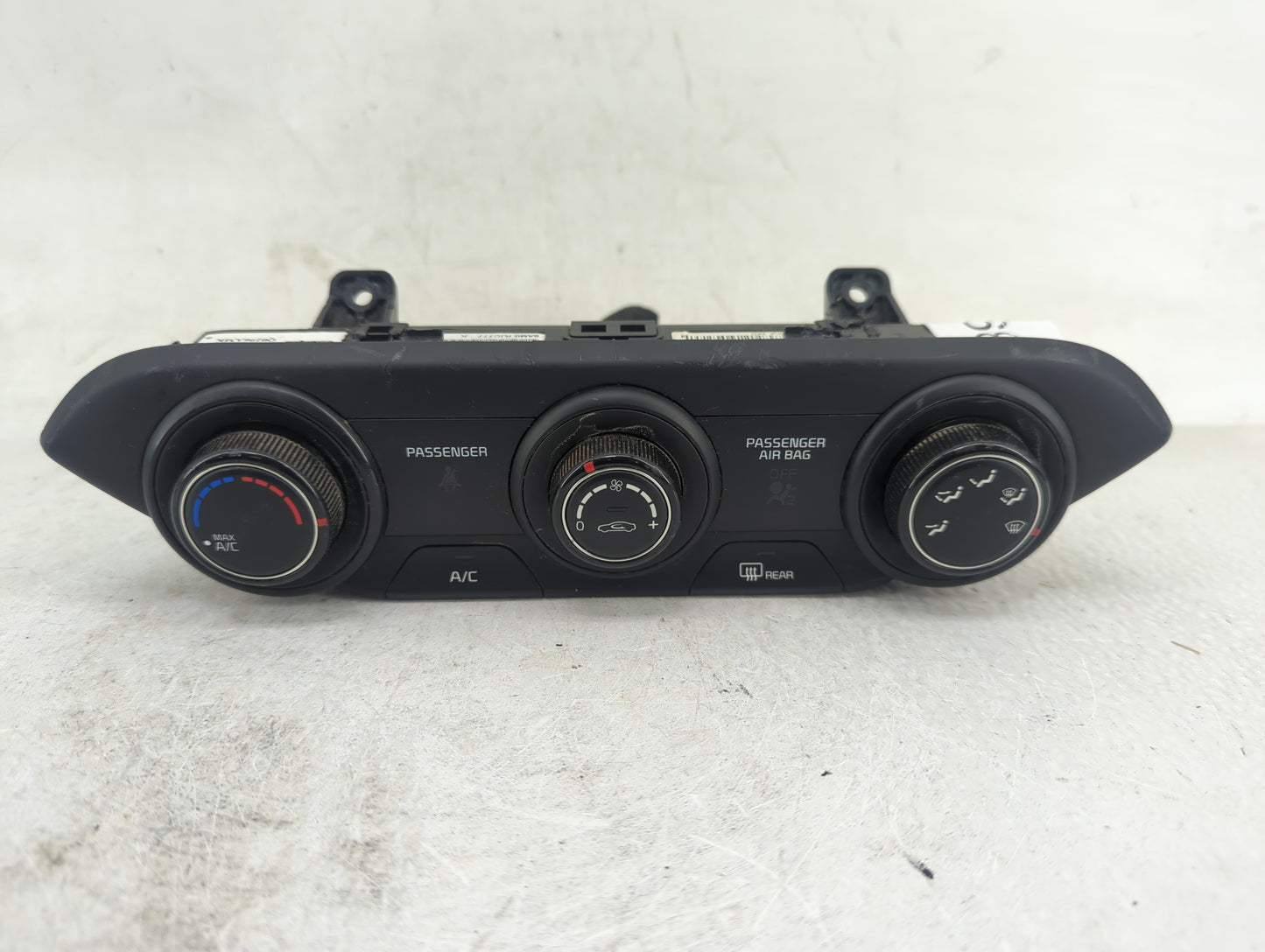 2022 Kia Forte Climate Control Module Temperature AC/Heater Replacement P/N:97250-M6AM0WK Fits OEM Used Auto Parts - Oemused