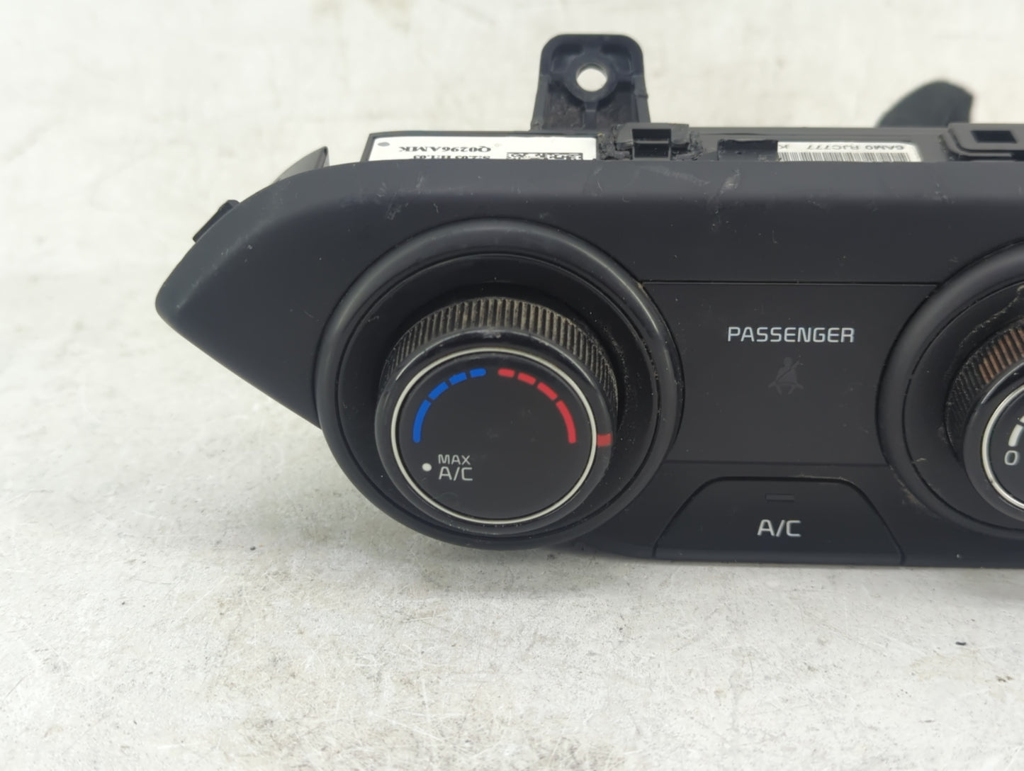 2022 Kia Forte Climate Control Module Temperature AC/Heater Replacement P/N:97250-M6AM0WK Fits OEM Used Auto Parts - Oemused