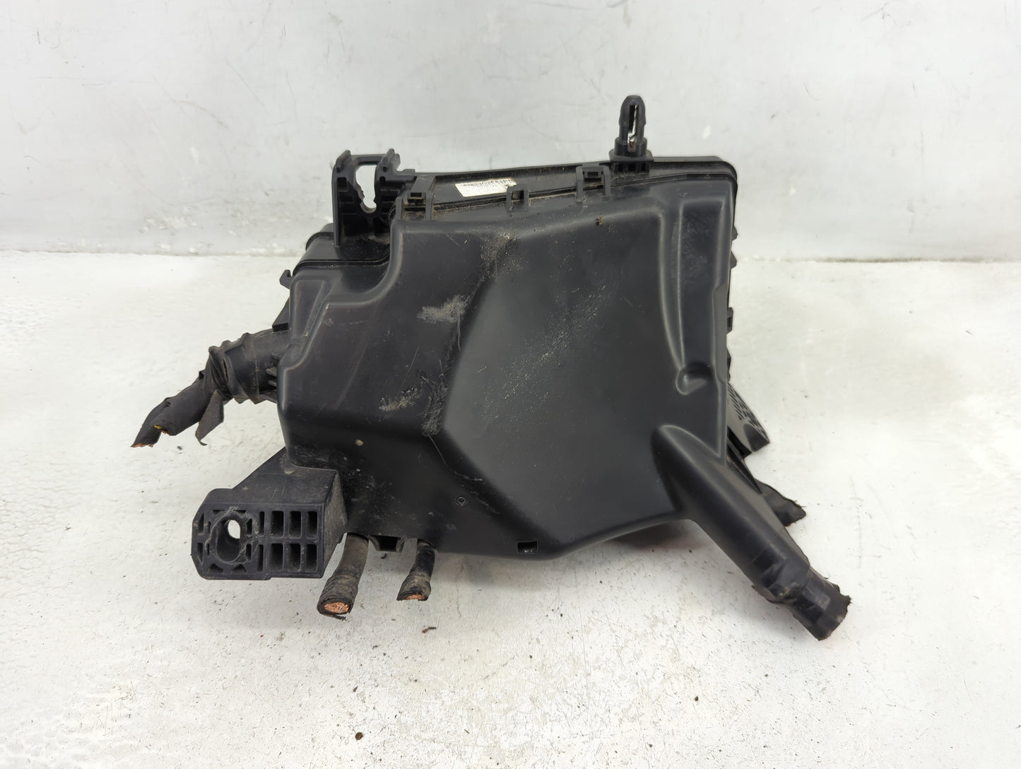 2022 Kia Forte Fusebox Fuse Box Panel Relay Module P/N:91956-M6520 Fits OEM Used Auto Parts - Oemusedautoparts1.com