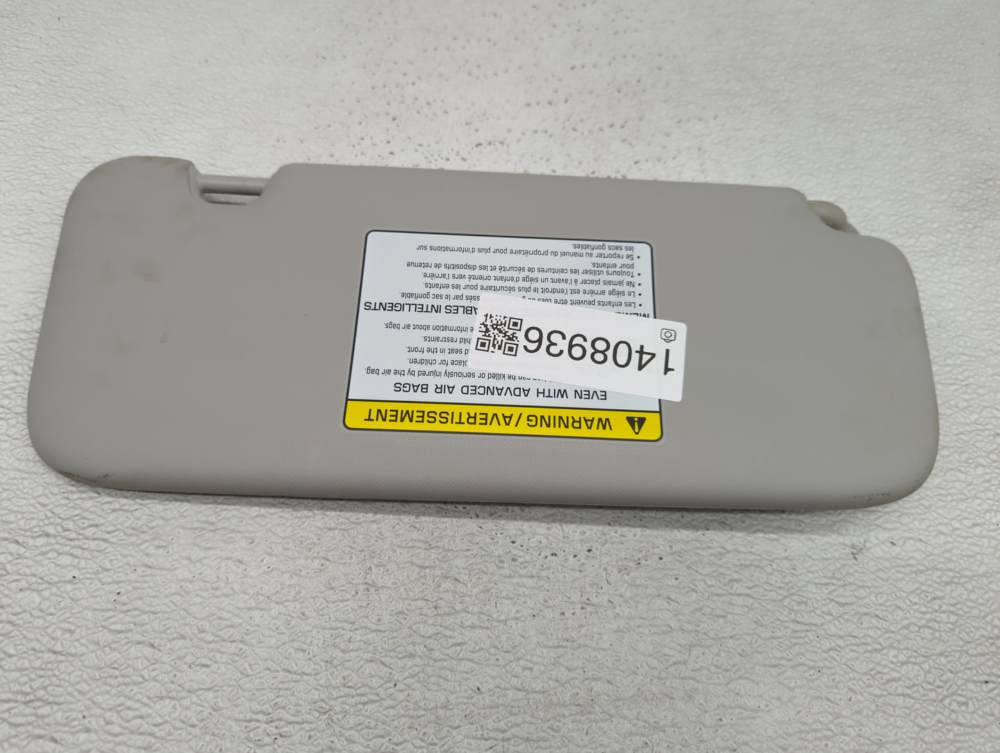 2022 Kia Forte Sun Visor Shade Replacement Driver Left Mirror Fits OEM Used Auto Parts - Oemusedautoparts1.com