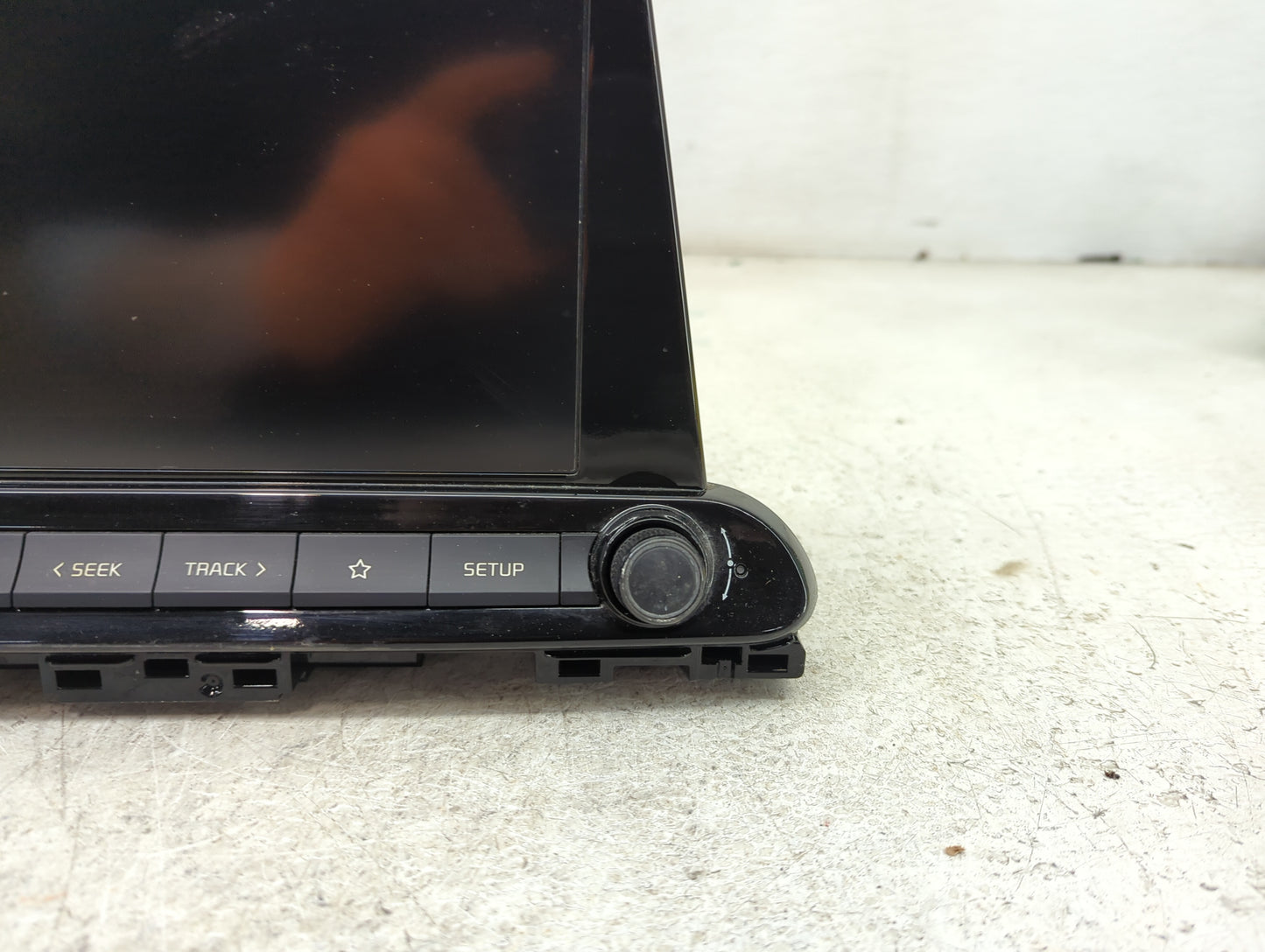 2022 Kia Forte Radio AM FM Cd Player Receiver Replacement P/N:96160M7230WK DA330DLAN Fits OEM Used Auto Parts - Oemusedautop