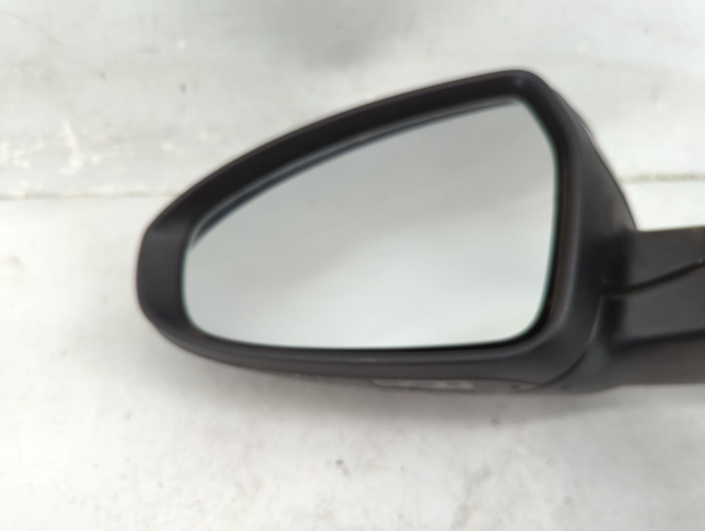 2019-2022 Kia Forte Driver Side View Mirror - Left Door Mirror OEM Used - Oemusedautoparts1.com