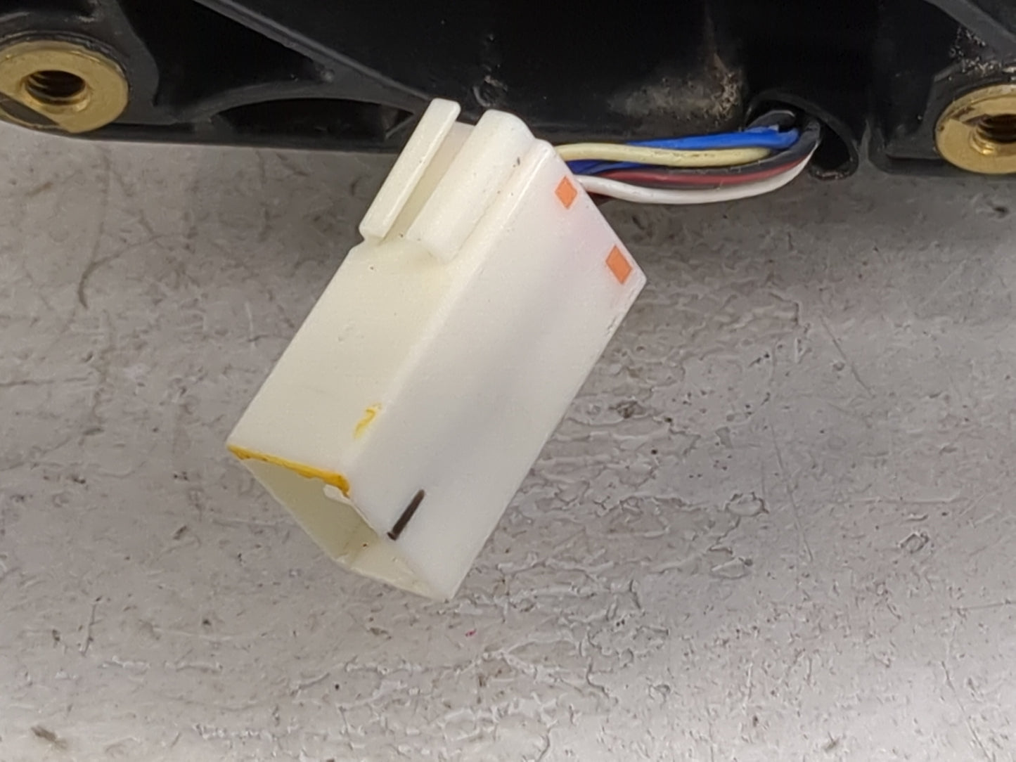 2019-2022 Kia Forte Driver Side View Mirror - Left Door Mirror OEM Used - Oemusedautoparts1.com