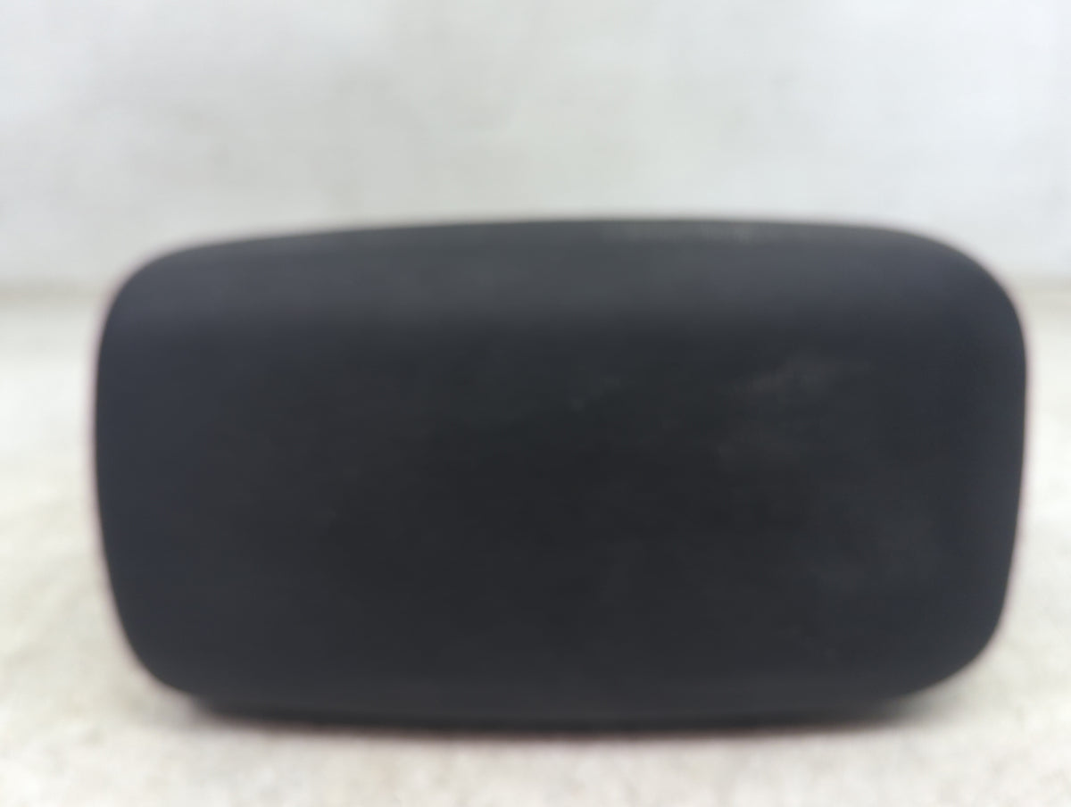 2022 Kia Forte Center Console Armrest Cover Lid P/N:84580-M7000 Fits OEM Used Auto Parts - Oemusedautoparts1.com