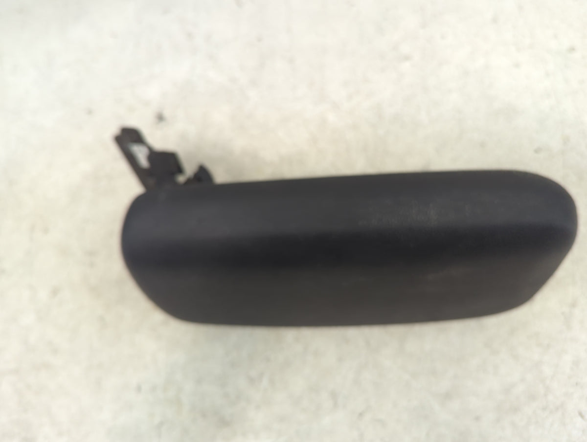 2022 Kia Forte Center Console Armrest Cover Lid P/N:84580-M7000 Fits OEM Used Auto Parts - Oemusedautoparts1.com