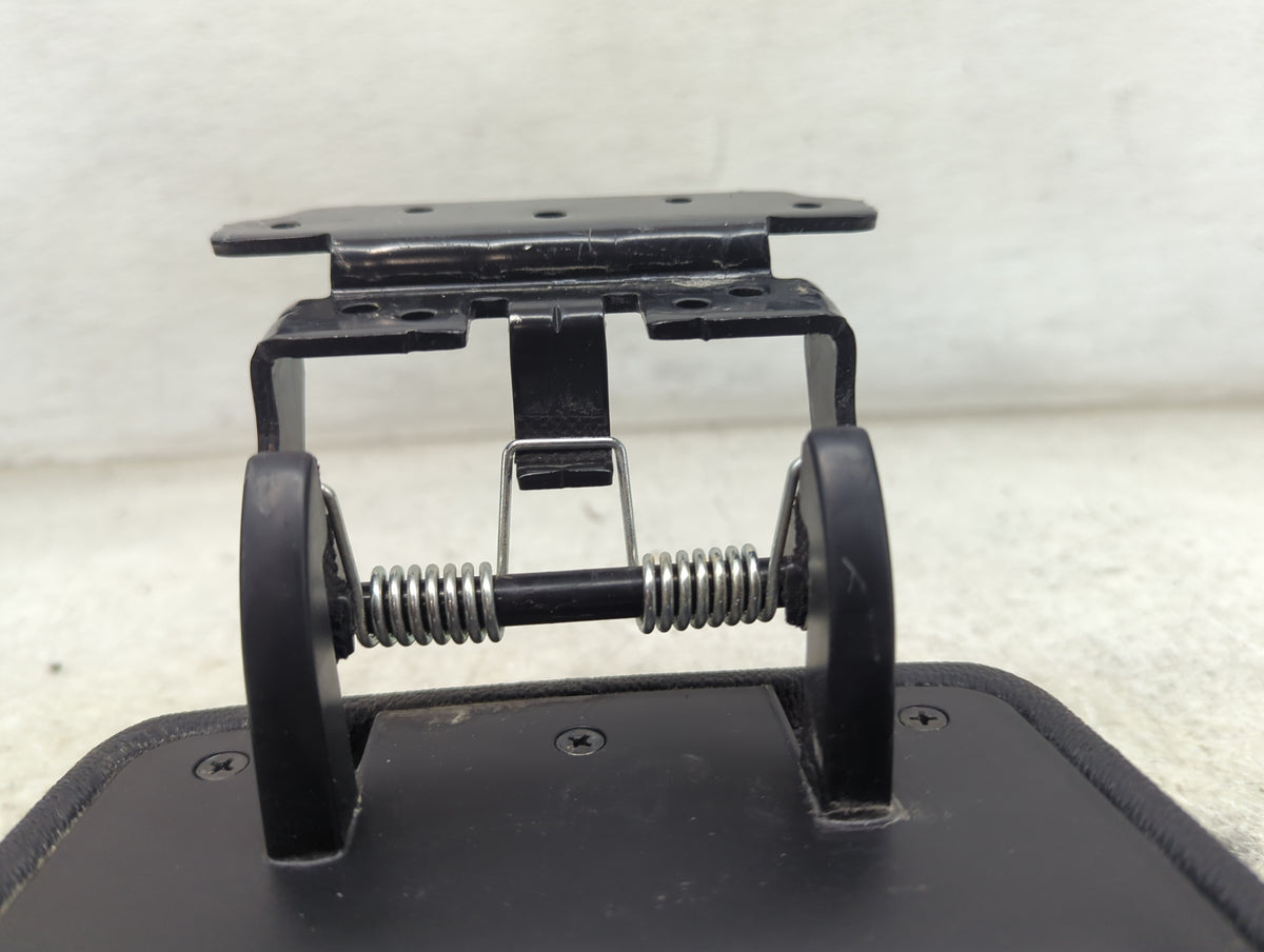 2022 Kia Forte Center Console Armrest Cover Lid P/N:84580-M7000 Fits OEM Used Auto Parts - Oemusedautoparts1.com