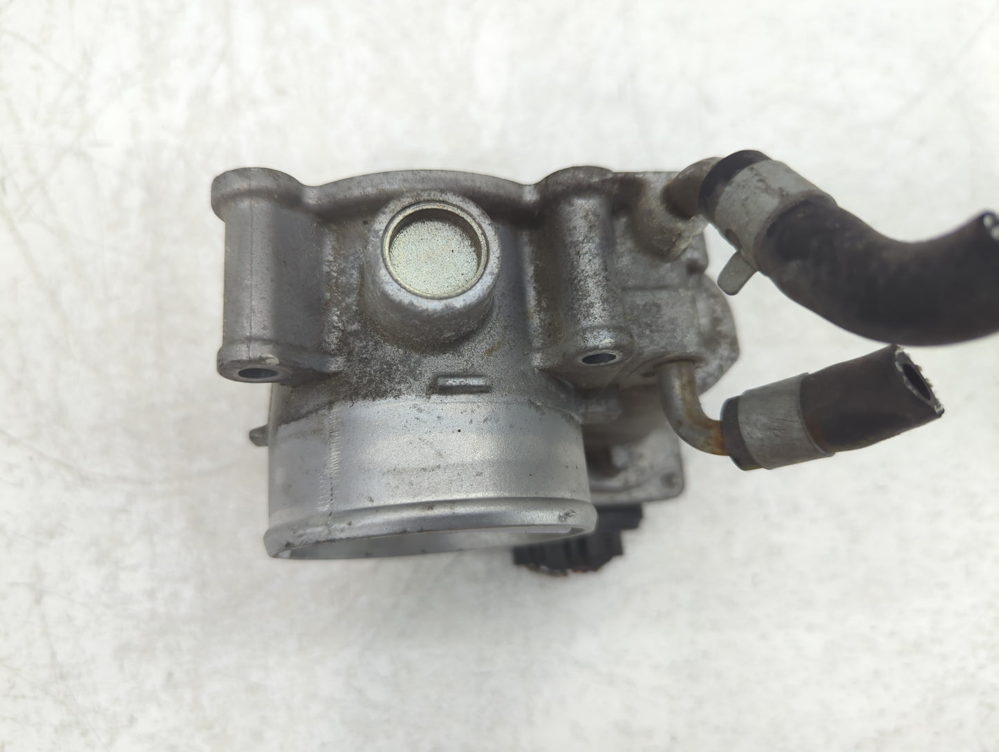 2017-2022 Kia Forte Throttle Body P/N:1570 01S2 Fits Fits 2015 2016 2017 2018 2019 2020 2021 2022 OEM Used Auto Parts - Oemu