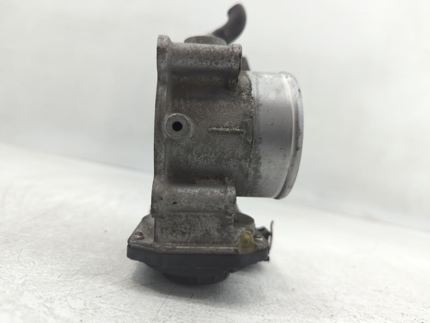 2017-2022 Kia Forte Throttle Body P/N:1570 01S2 Fits Fits 2015 2016 2017 2018 2019 2020 2021 2022 OEM Used Auto Parts - Oemu