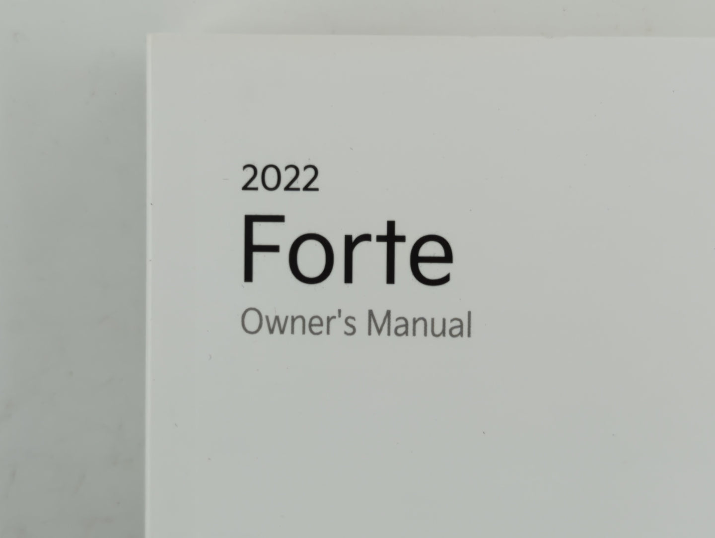 2022 Kia Forte Owners Manual Book Guide P/N:DLS4-EU19A OEM Used Auto Parts - Oemusedautoparts1.com