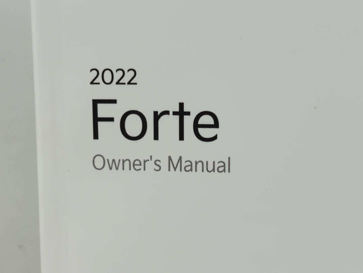2022 Kia Forte Owners Manual Book Guide P/N:DLS4-EU22B OEM Used Auto Parts - Oemusedautoparts1.com