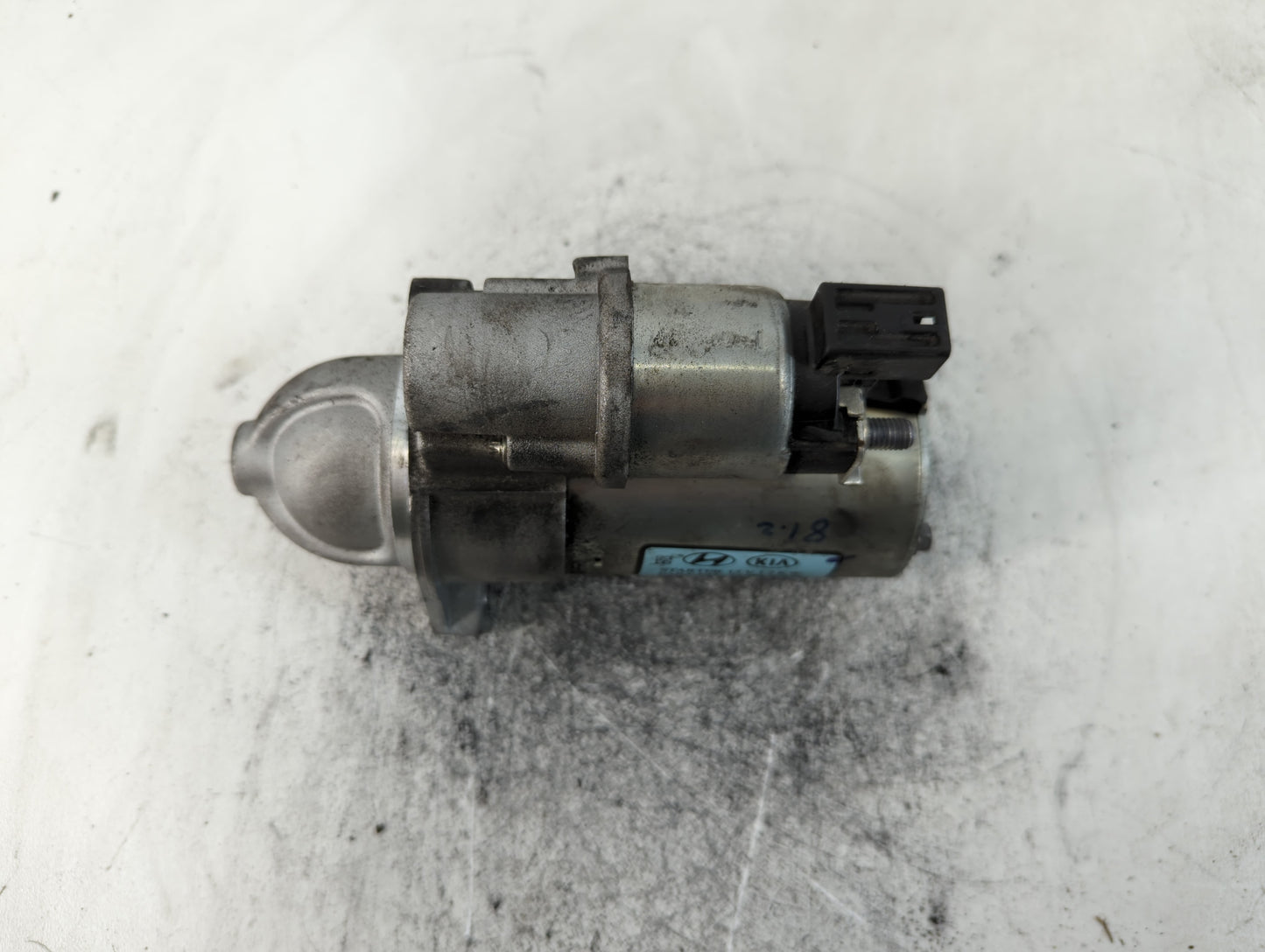 2017-2022 Kia Forte Car Starter Motor Solenoid OEM P/N:8000864 36100-2E564 Fits Fits 2017 2018 2019 2020 2021 2022 OEM Used 