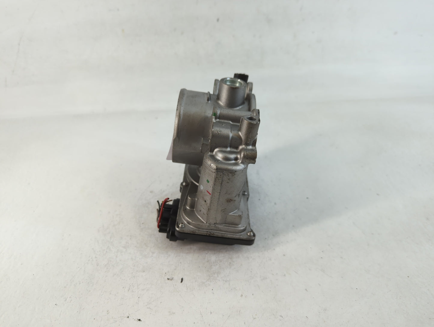 2020-2022 Kia Forte Throttle Body P/N:35100-2E710 Fits Fits 2020 2021 2022 OEM Used Auto Parts - Oemusedautoparts1.com
