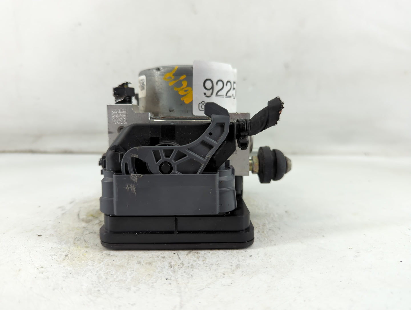 2022 Kia Forte ABS Pump Control Module Replacement P/N:58900-M7AA0 Fits OEM Used Auto Parts - Oemusedautoparts1.com