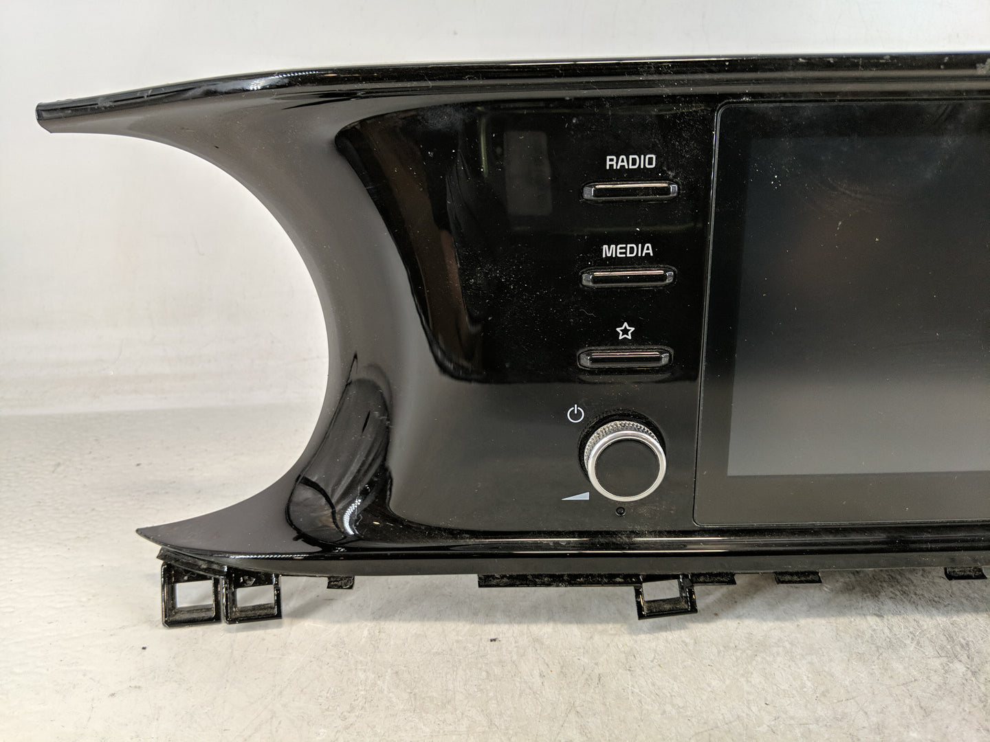 2022 Kia K5 Radio AM FM Cd Player Receiver Replacement P/N:96560-L3750FHL Fits OEM Used Auto Parts - Oemusedautoparts1.com