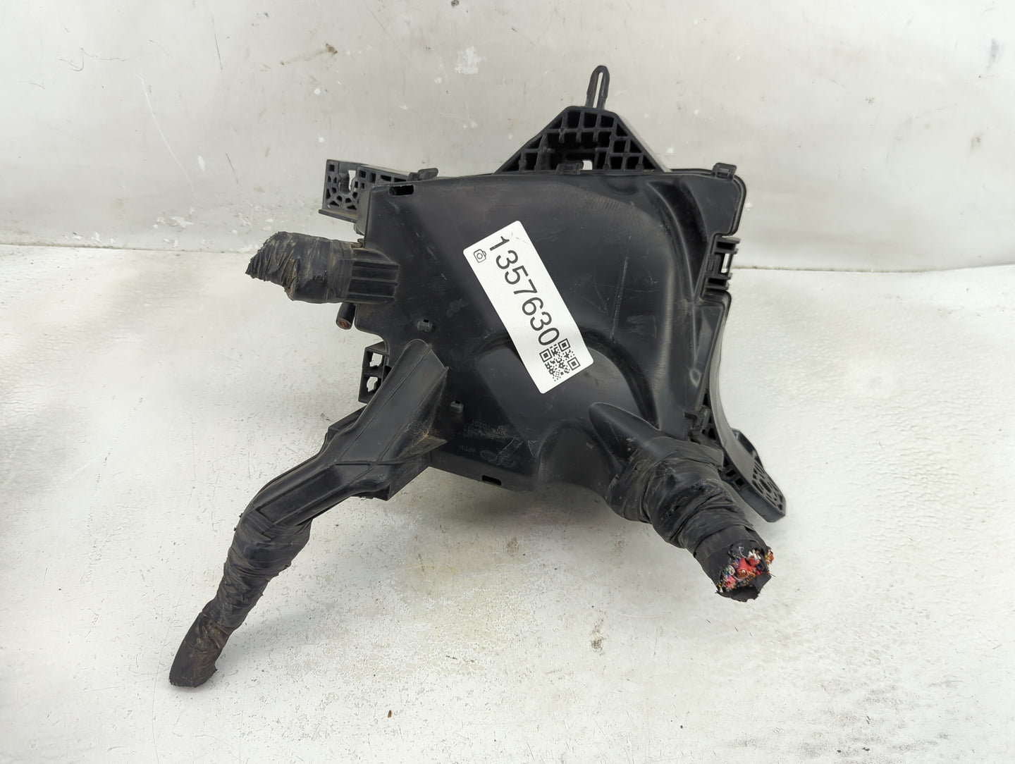 2022 Kia K5 Fusebox Fuse Box Panel Relay Module P/N:91955-L3450 Fits OEM Used Auto Parts - Oemusedautoparts1.com
