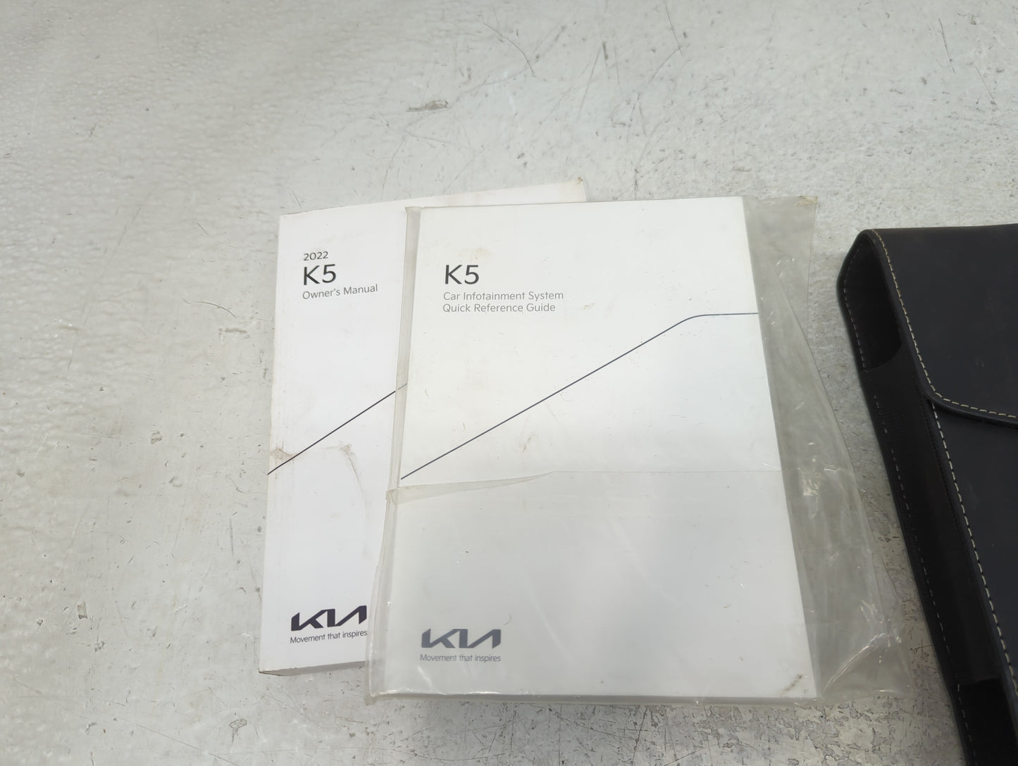 2022 Kia K5 Owners Manual Book Guide P/N:NEG5-EU15A OEM Used Auto Parts - Oemusedautoparts1.com