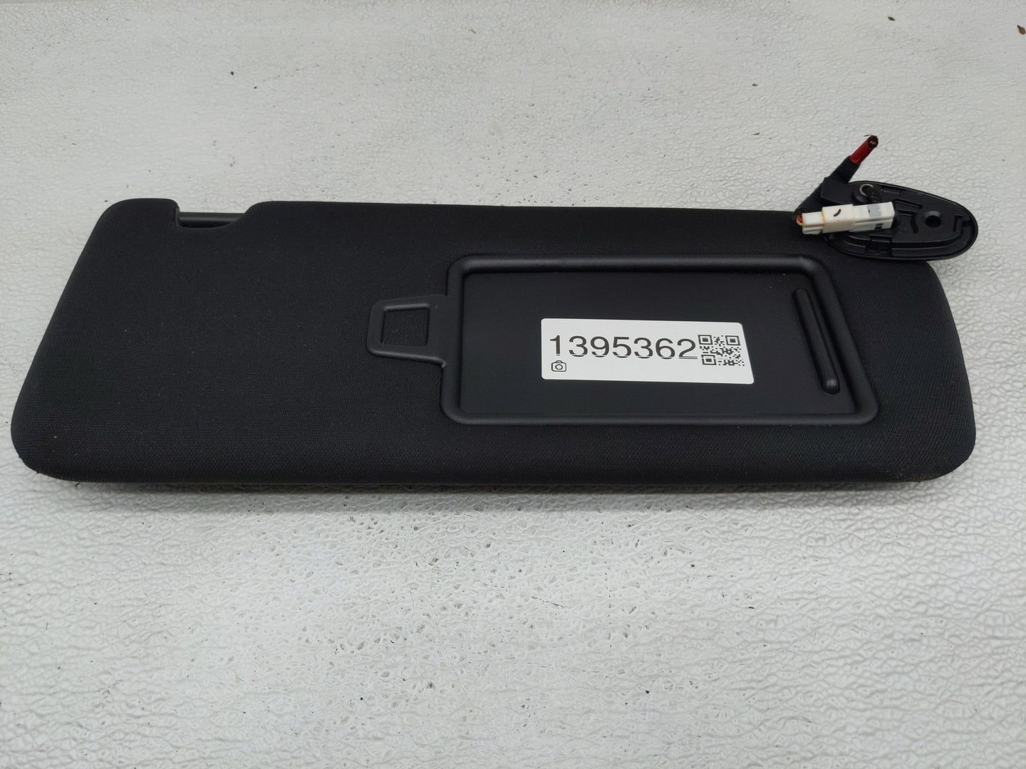 2021 Kia K5 Sun Visor Shade Replacement Passenger Right Mirror Fits OEM Used Auto Parts - Oemusedautoparts1.com