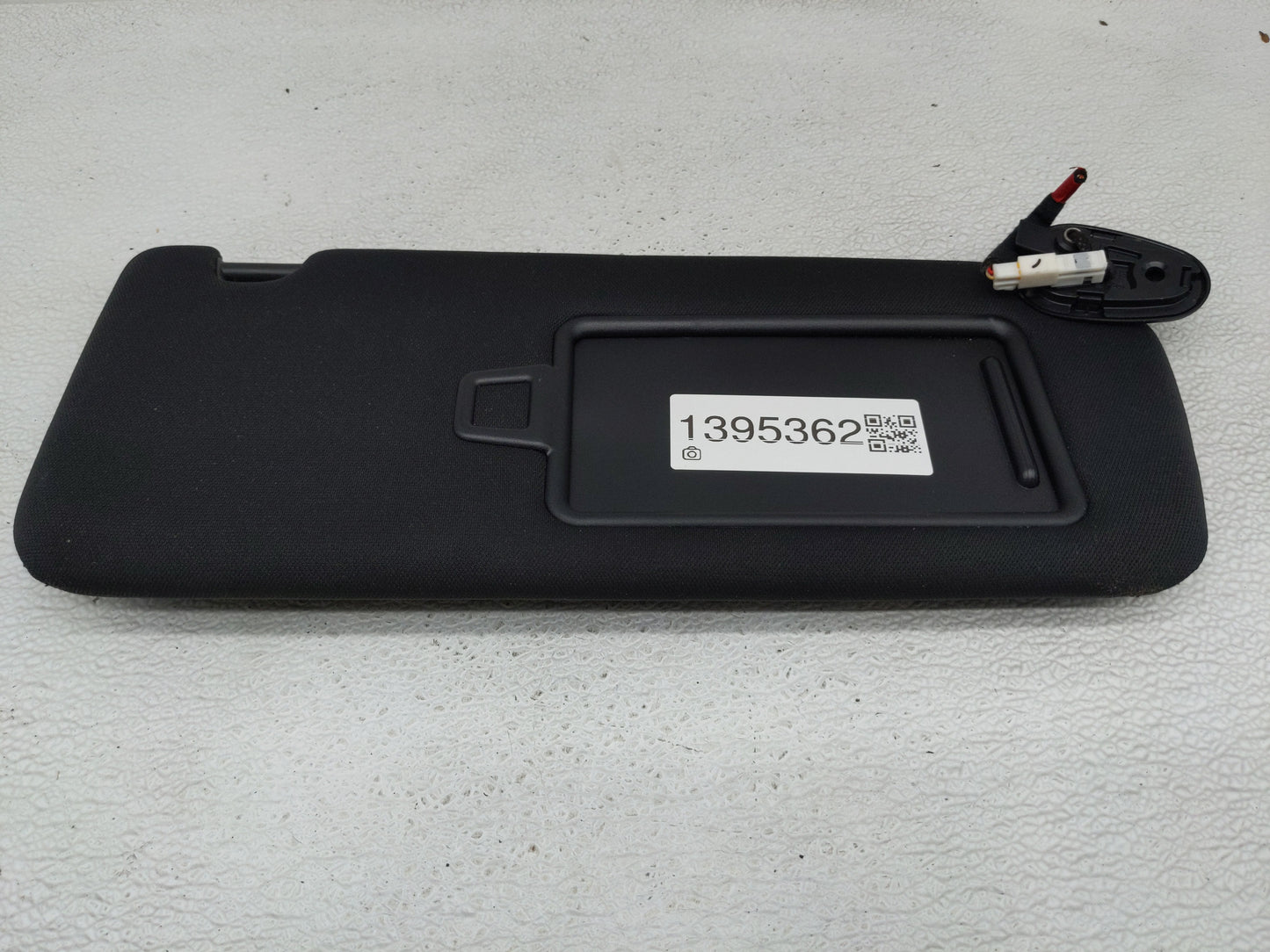2021 Kia K5 Sun Visor Shade Replacement Passenger Right Mirror Fits OEM Used Auto Parts - Oemusedautoparts1.com