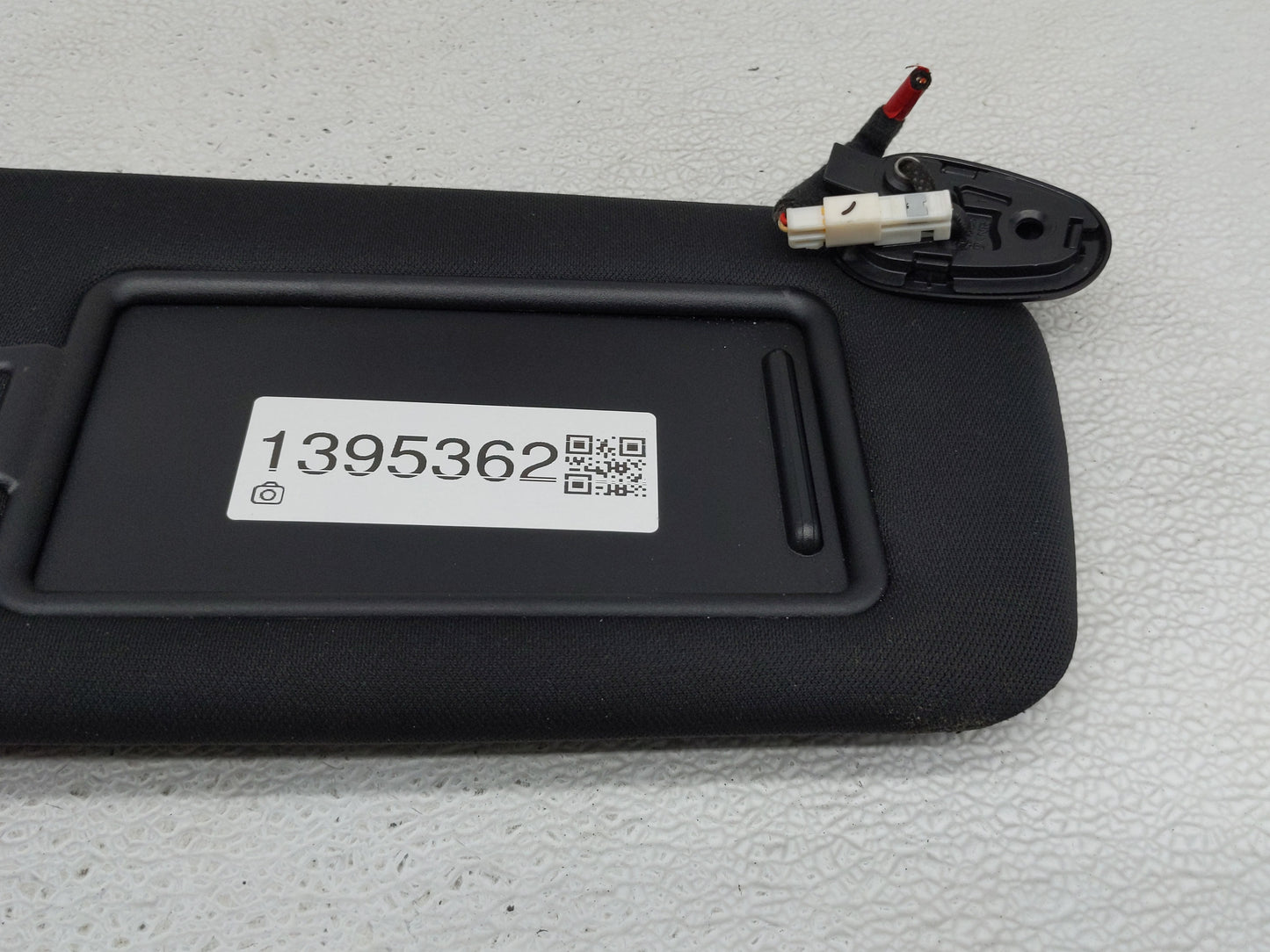 2021 Kia K5 Sun Visor Shade Replacement Passenger Right Mirror Fits OEM Used Auto Parts - Oemusedautoparts1.com