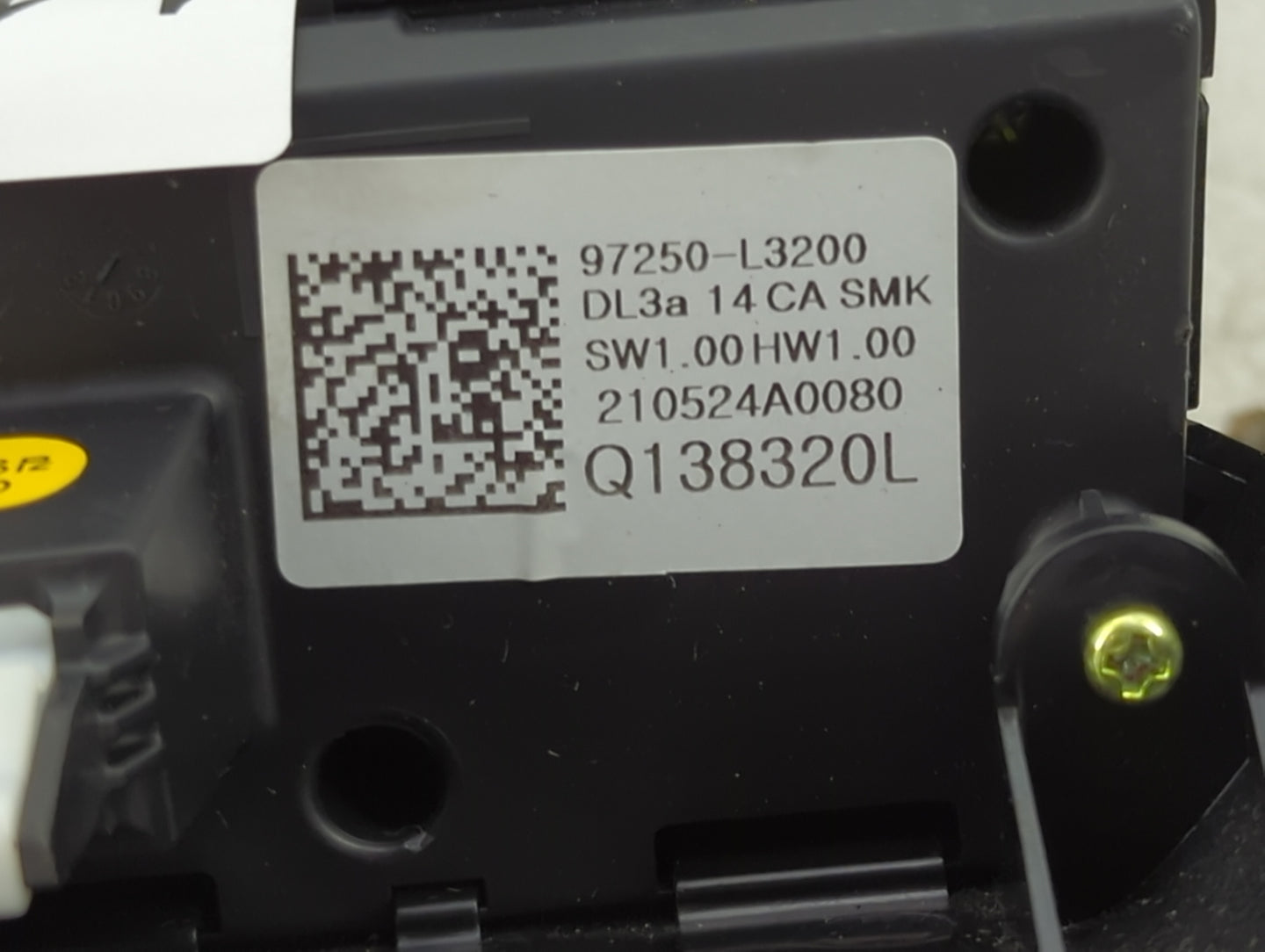 2021 Kia K5 Climate Control Module Temperature AC/Heater Replacement P/N:97250-L3200 Q138320L Fits OEM Used Auto Parts - Oem