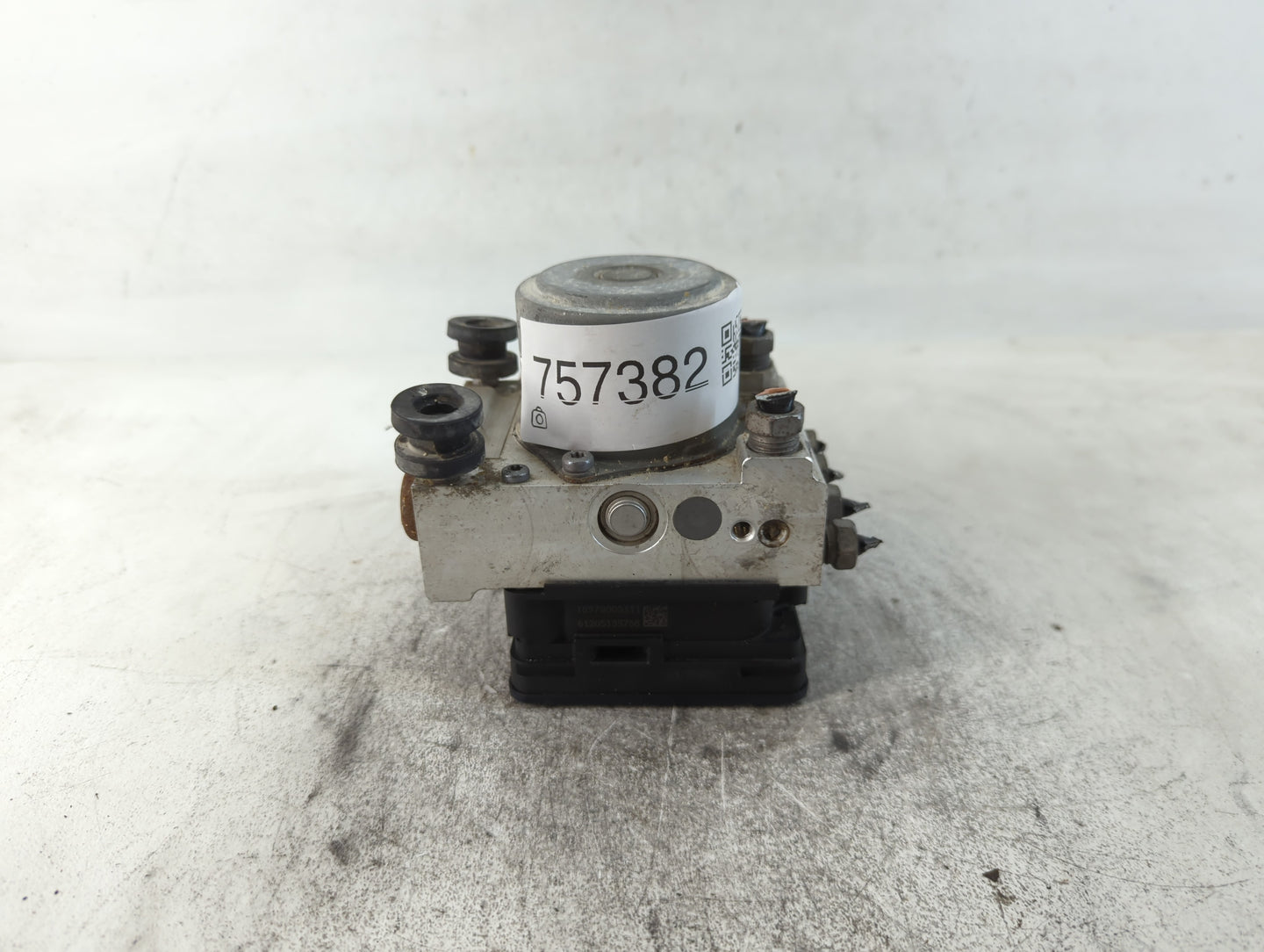 2021 Kia K5 ABS Pump Control Module Replacement P/N:84074894 Fits OEM Used Auto Parts - Oemusedautoparts1.com