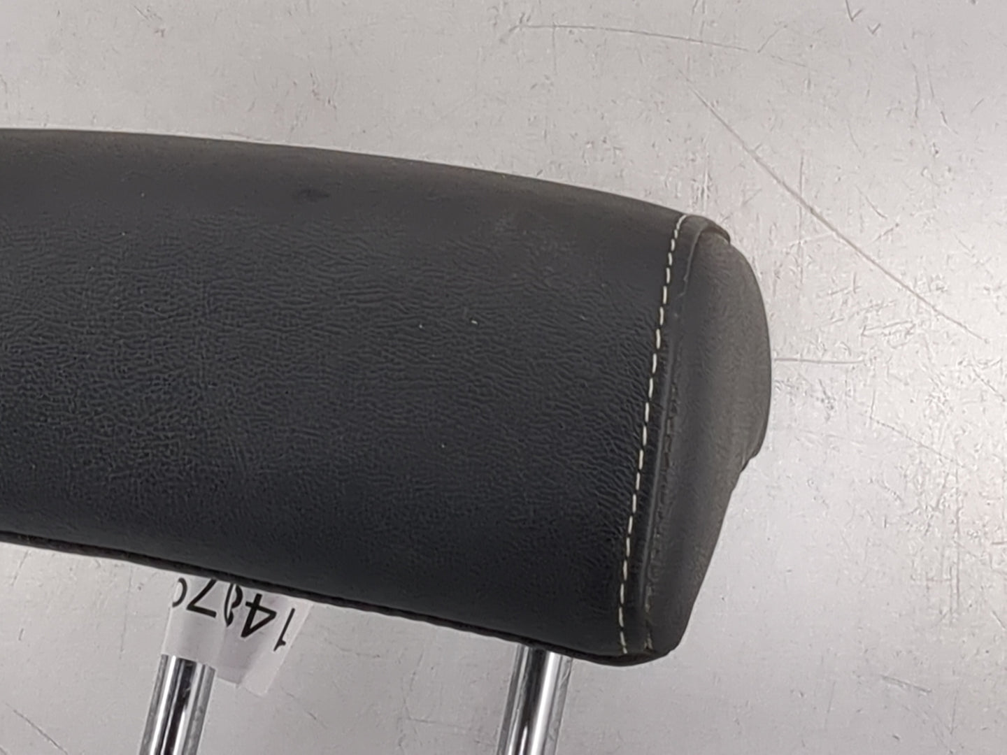 2022 Kia Niro Headrest Head Rest Rear Center Seat Fits OEM Used Auto Parts - Oemusedautoparts1.com