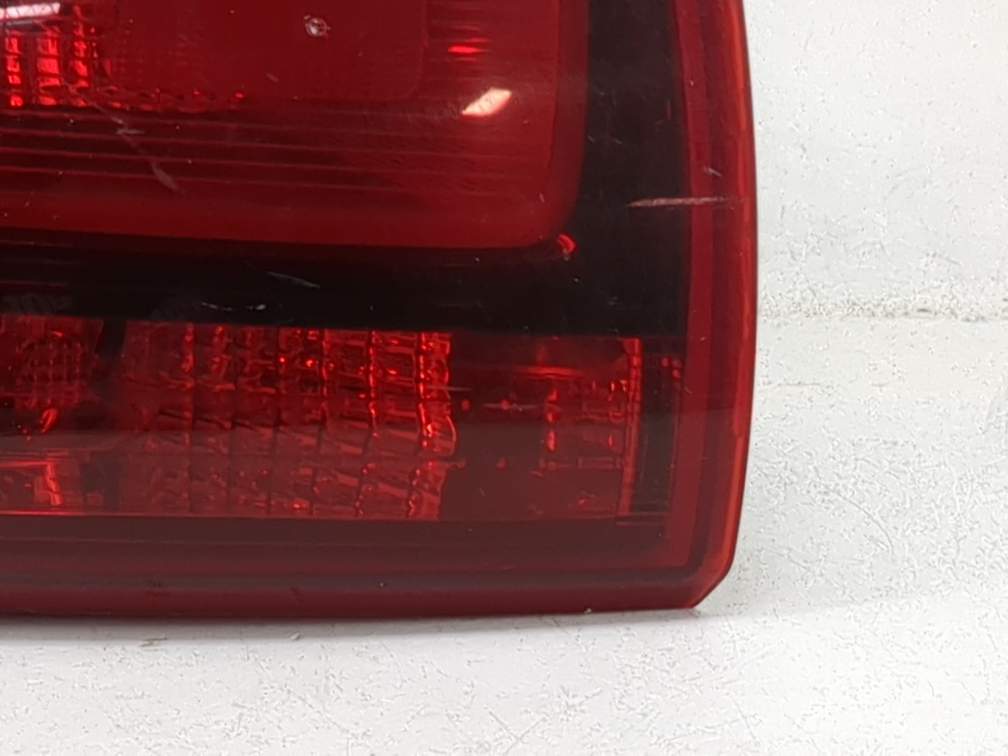 2017-2020 Kia Niro Tail Light Assembly Driver Left OEM P/N:92401G5010 Fits Fits 2017 2018 2019 2020 OEM Used Auto Parts - Oe