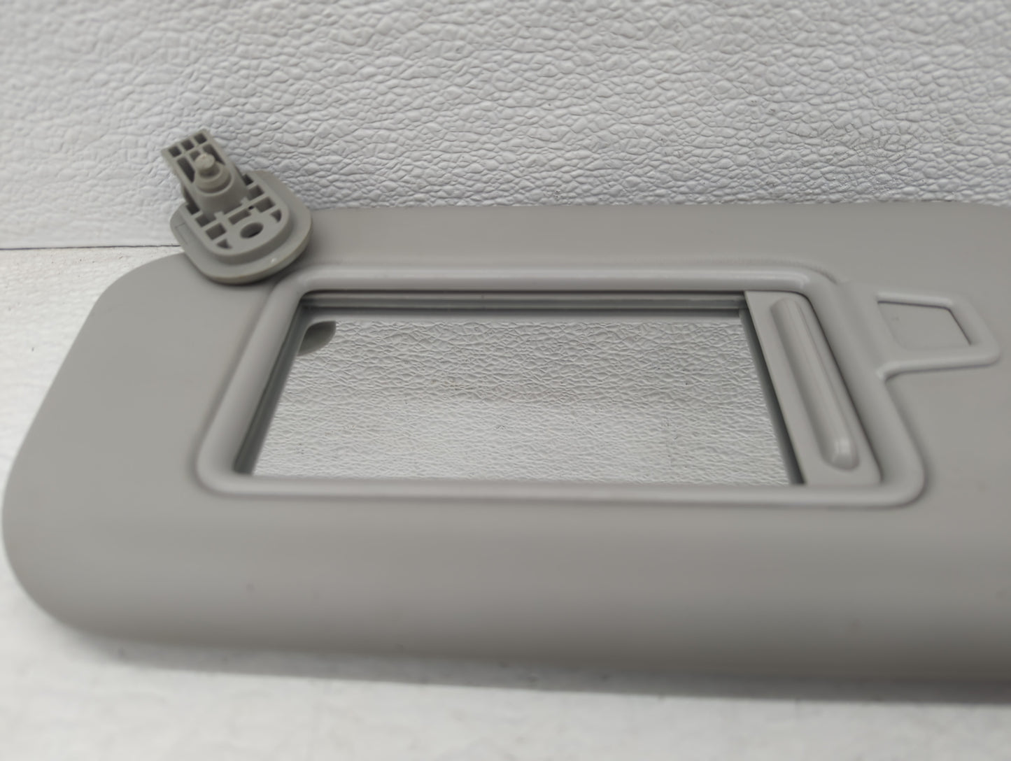 2018-2020 Kia Rio Sun Visor Shade Replacement Driver Left Mirror Fits Fits 2018 2019 2020 2021 2022 OEM Used Auto Parts - Oe