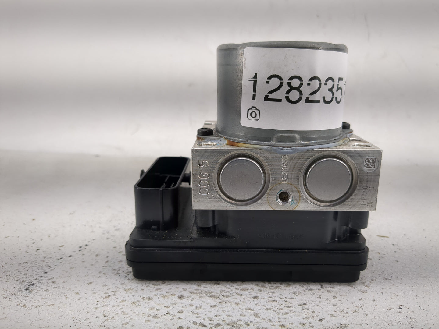 2022 Kia Rio ABS Pump Control Module Replacement P/N:58910-H9480 Fits OEM Used Auto Parts - Oemusedautoparts1.com