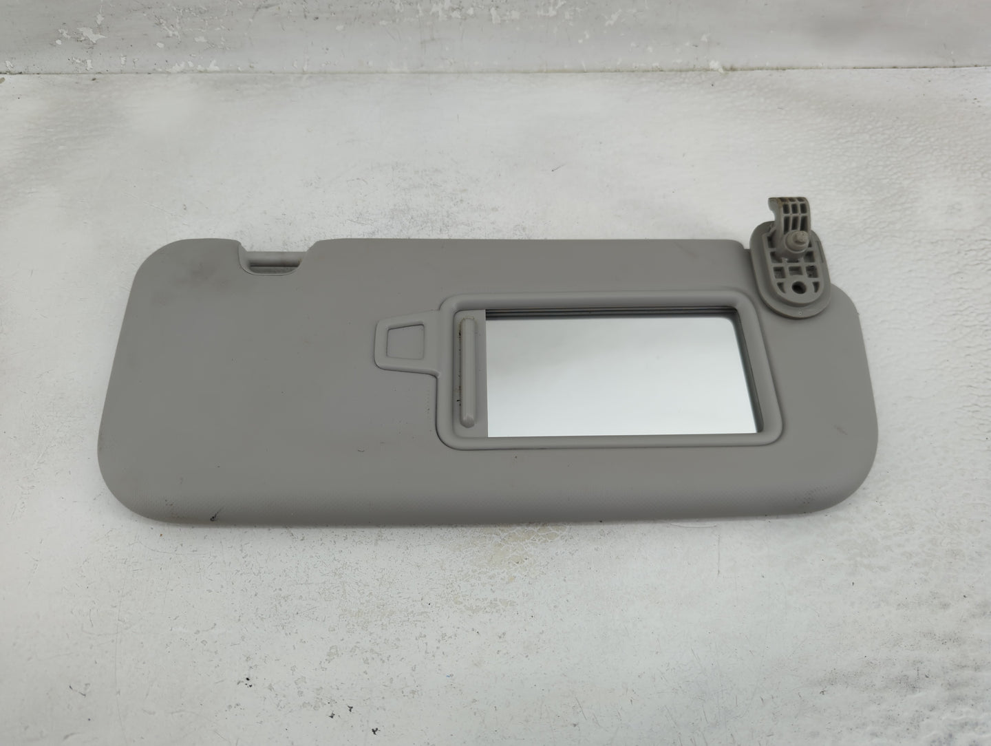 2018-2020 Kia Rio Sun Visor Shade Replacement Passenger Right Mirror Fits Fits 2018 2019 2020 2021 2022 OEM Used Auto Parts 