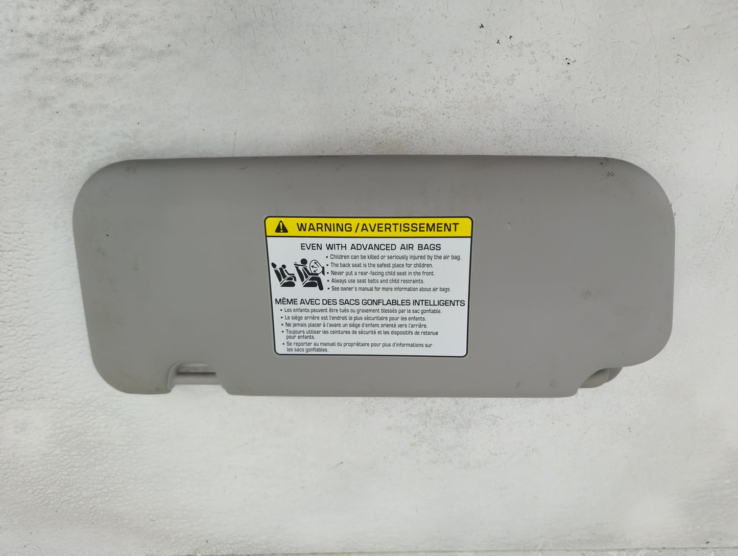 2018-2020 Kia Rio Sun Visor Shade Replacement Passenger Right Mirror Fits Fits 2018 2019 2020 2021 2022 OEM Used Auto Parts 
