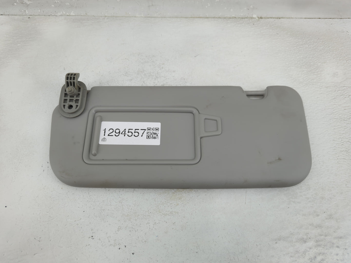2018-2020 Kia Rio Sun Visor Shade Replacement Driver Left Mirror Fits Fits 2018 2019 2020 2021 2022 OEM Used Auto Parts - Oe