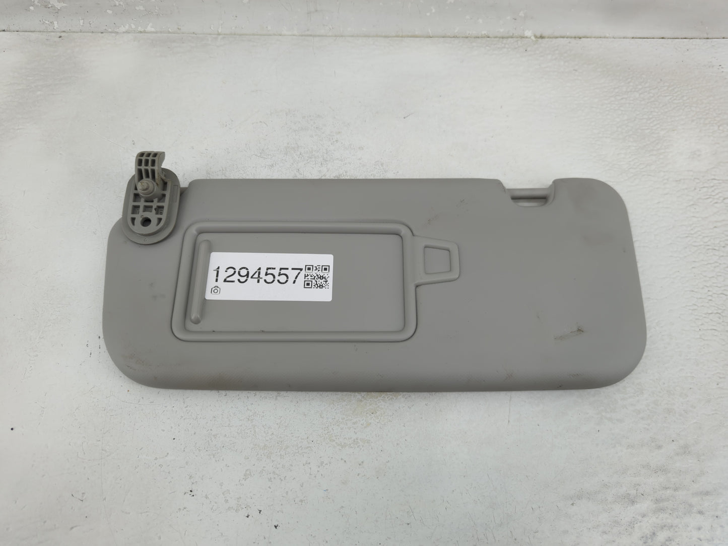 2018-2020 Kia Rio Sun Visor Shade Replacement Driver Left Mirror Fits Fits 2018 2019 2020 2021 2022 OEM Used Auto Parts - Oe