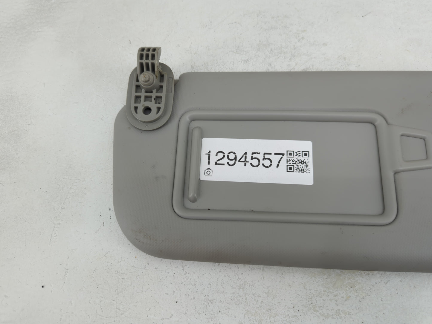 2018-2020 Kia Rio Sun Visor Shade Replacement Driver Left Mirror Fits Fits 2018 2019 2020 2021 2022 OEM Used Auto Parts - Oe