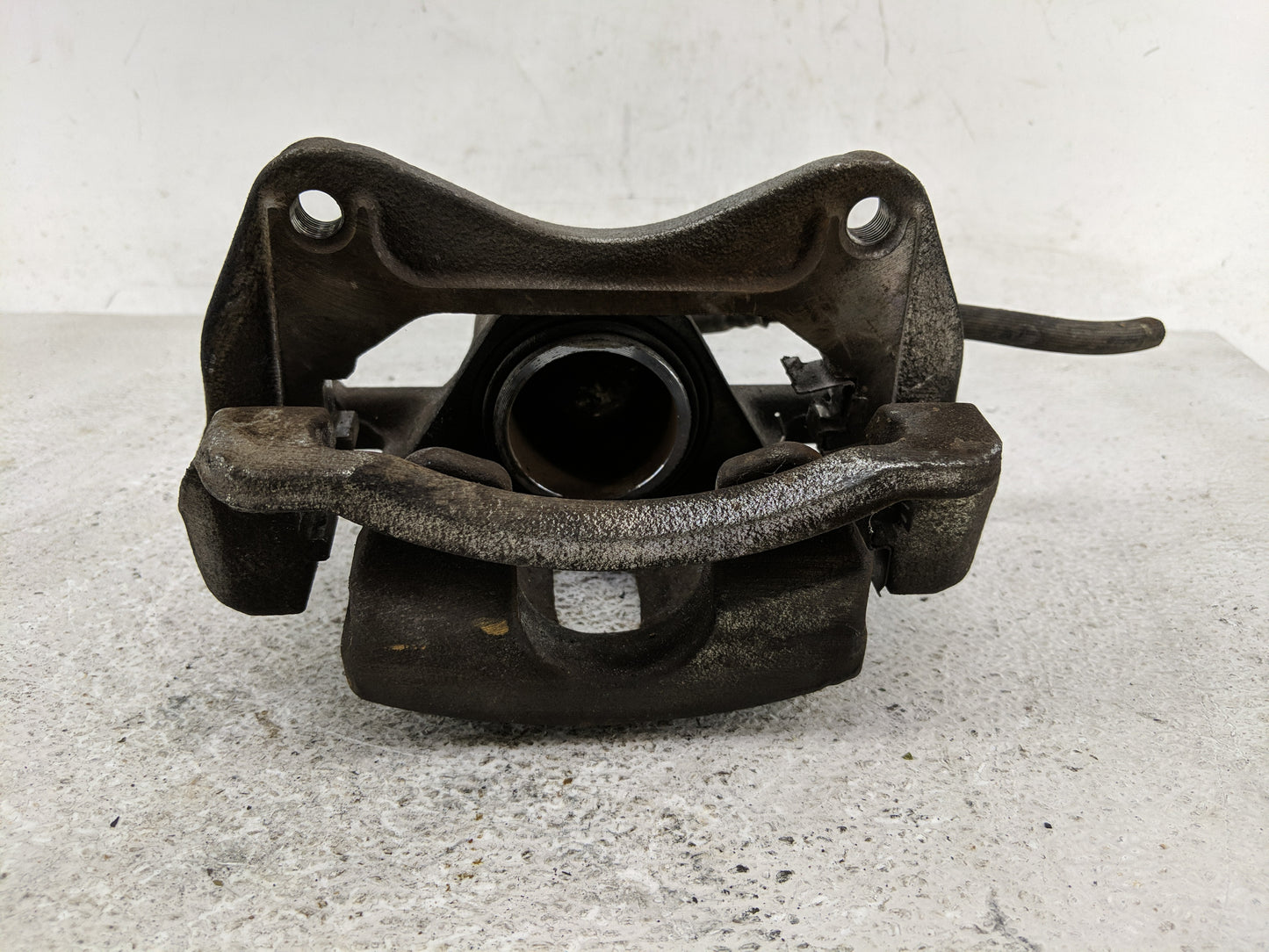 2018-2020 Kia Rio Front Driver Left Brake Caliper - Oemusedautoparts1.com