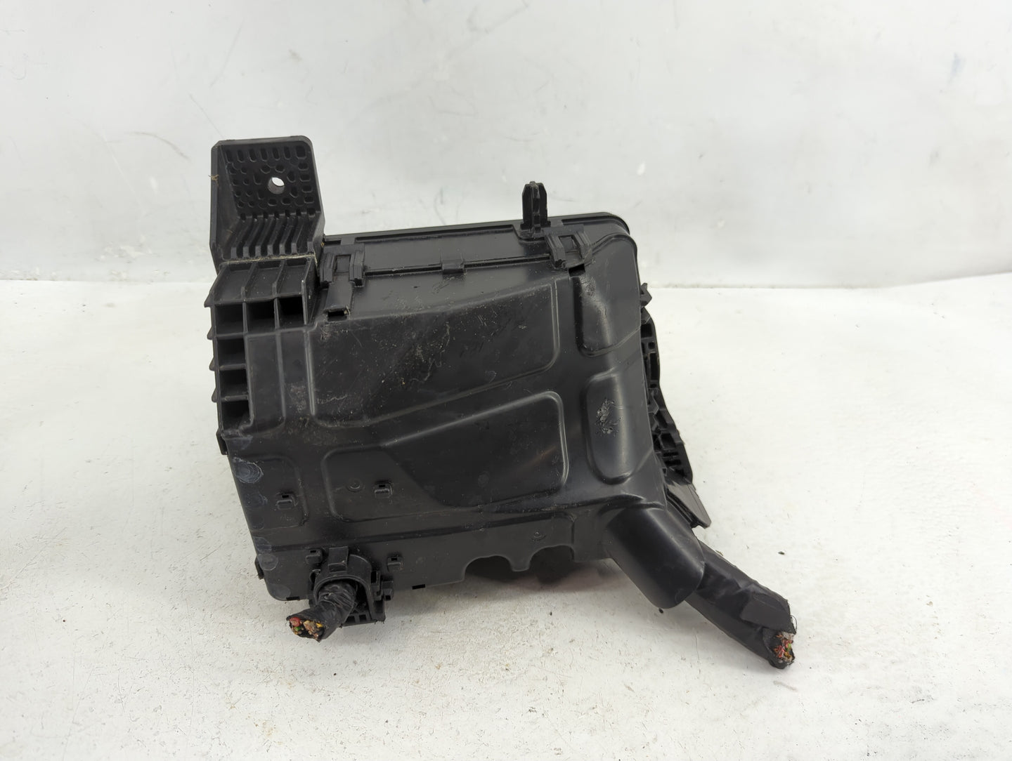 2020 Kia Rio Fusebox Fuse Box Panel Relay Module P/N:91956-H9300 Fits OEM Used Auto Parts - Oemusedautoparts1.com