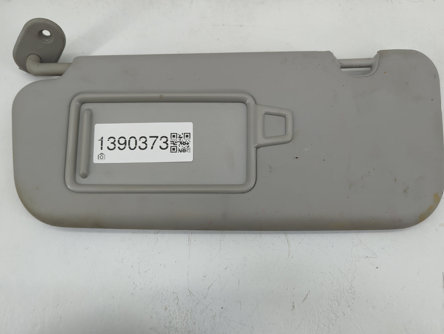 2018-2020 Kia Rio Sun Visor Shade Replacement Driver Left Mirror Fits Fits 2018 2019 2020 2021 2022 OEM Used Auto Parts - Oe