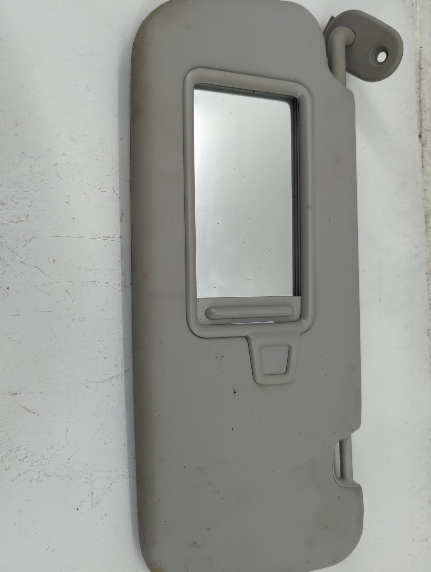 2018-2020 Kia Rio Sun Visor Shade Replacement Driver Left Mirror Fits Fits 2018 2019 2020 2021 2022 OEM Used Auto Parts - Oe