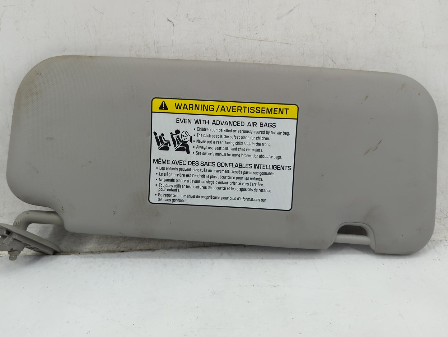 2018-2020 Kia Rio Sun Visor Shade Replacement Driver Left Mirror Fits Fits 2018 2019 2020 2021 2022 OEM Used Auto Parts - Oe