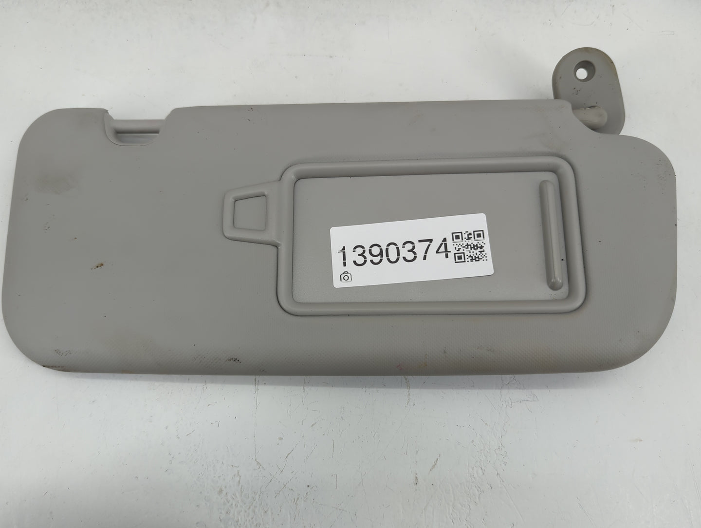 2018-2020 Kia Rio Sun Visor Shade Replacement Passenger Right Mirror Fits Fits 2018 2019 2020 2021 2022 OEM Used Auto Parts 
