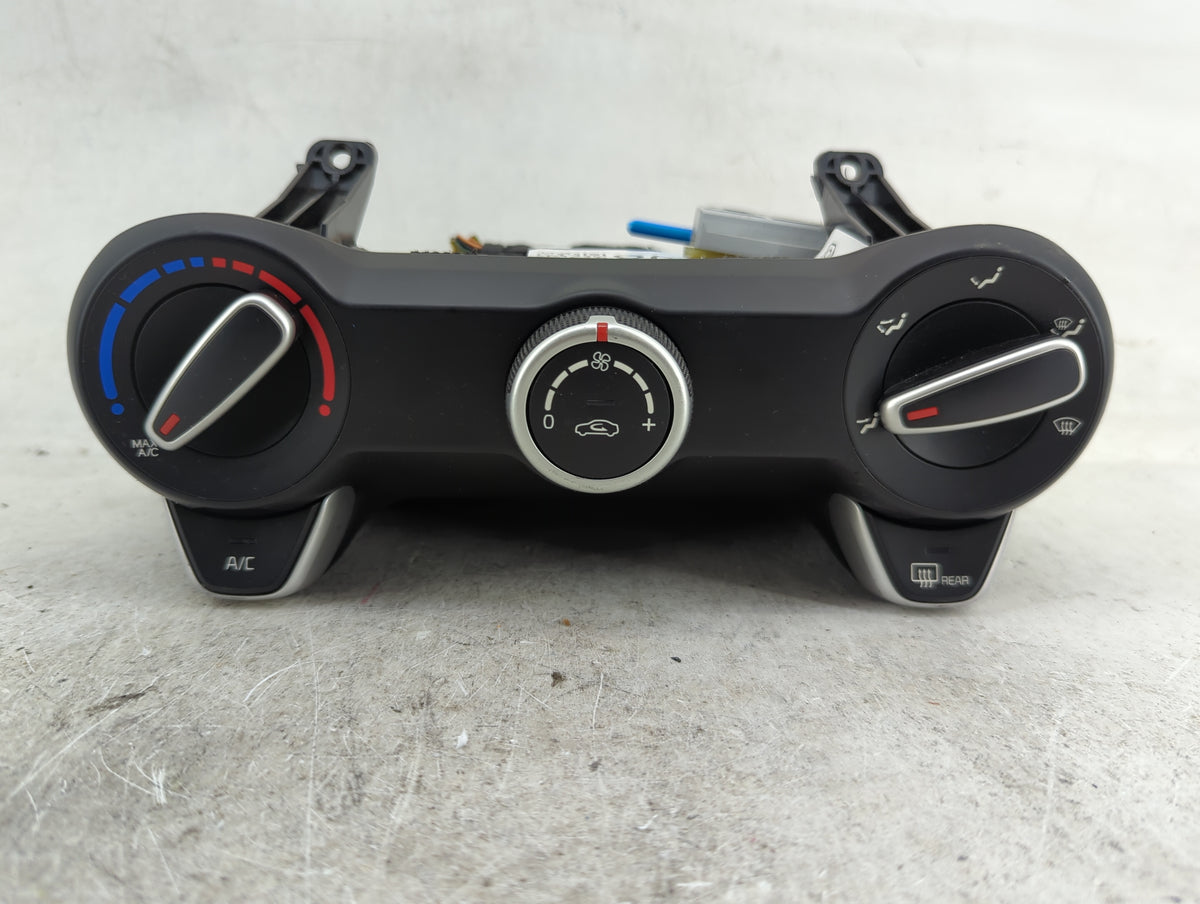 2022 Kia Rio Climate Control Module Temperature AC/Heater Replacement P/N:97250H9130 QJ10000019, Q029913K Fits OEM Used Auto