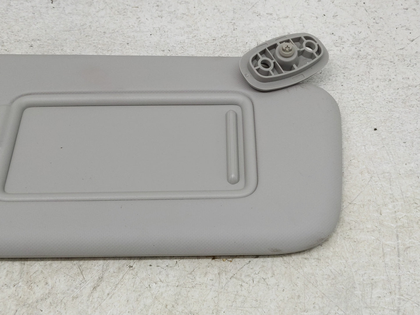 2021-2022 Kia Seltos Sun Visor Shade Replacement Passenger Right Mirror Fits Fits 2021 2022 OEM Used Auto Parts - Oemusedaut