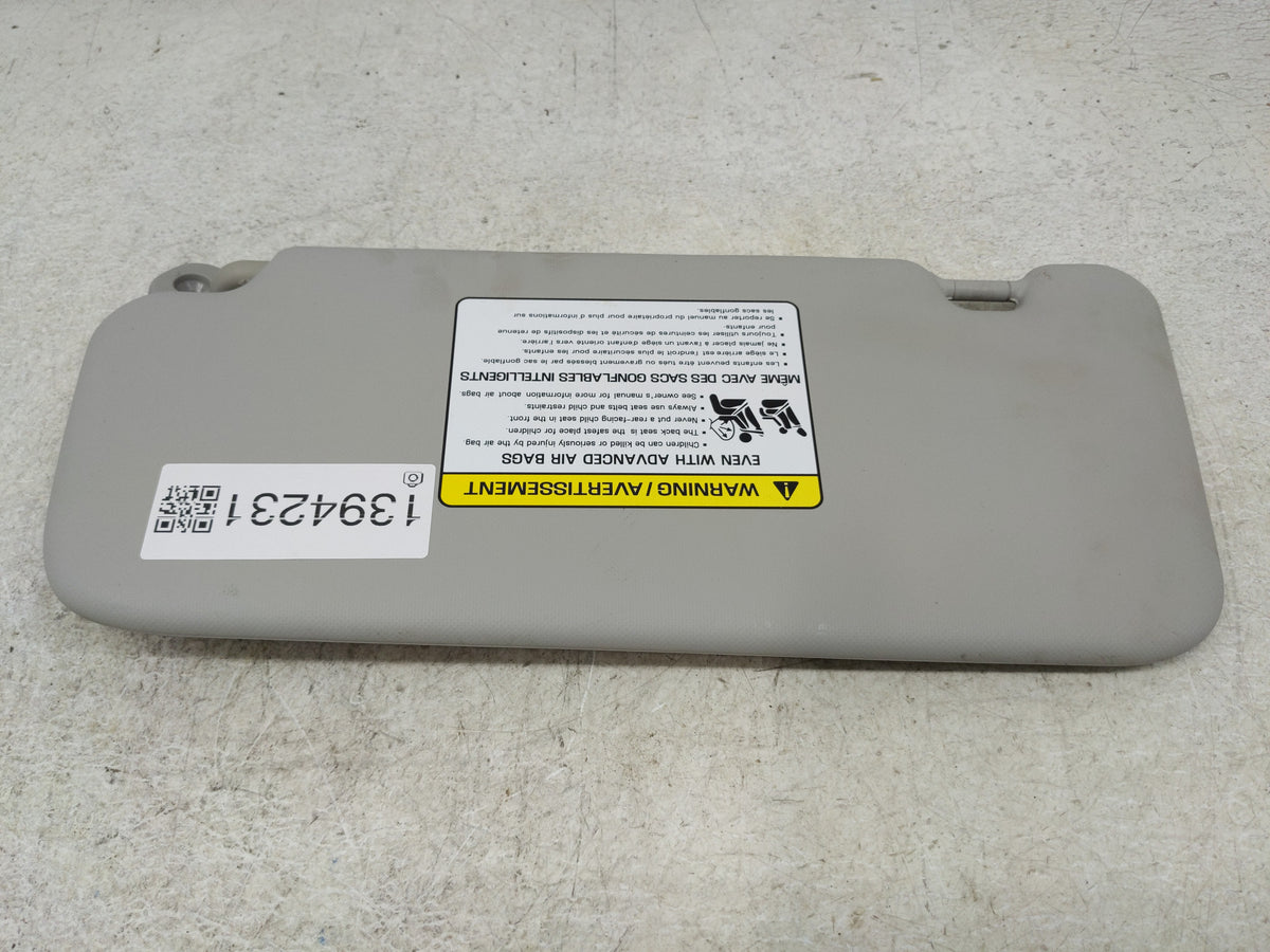 2021-2022 Kia Seltos Sun Visor Shade Replacement Passenger Right Mirror Fits Fits 2021 2022 OEM Used Auto Parts - Oemusedaut