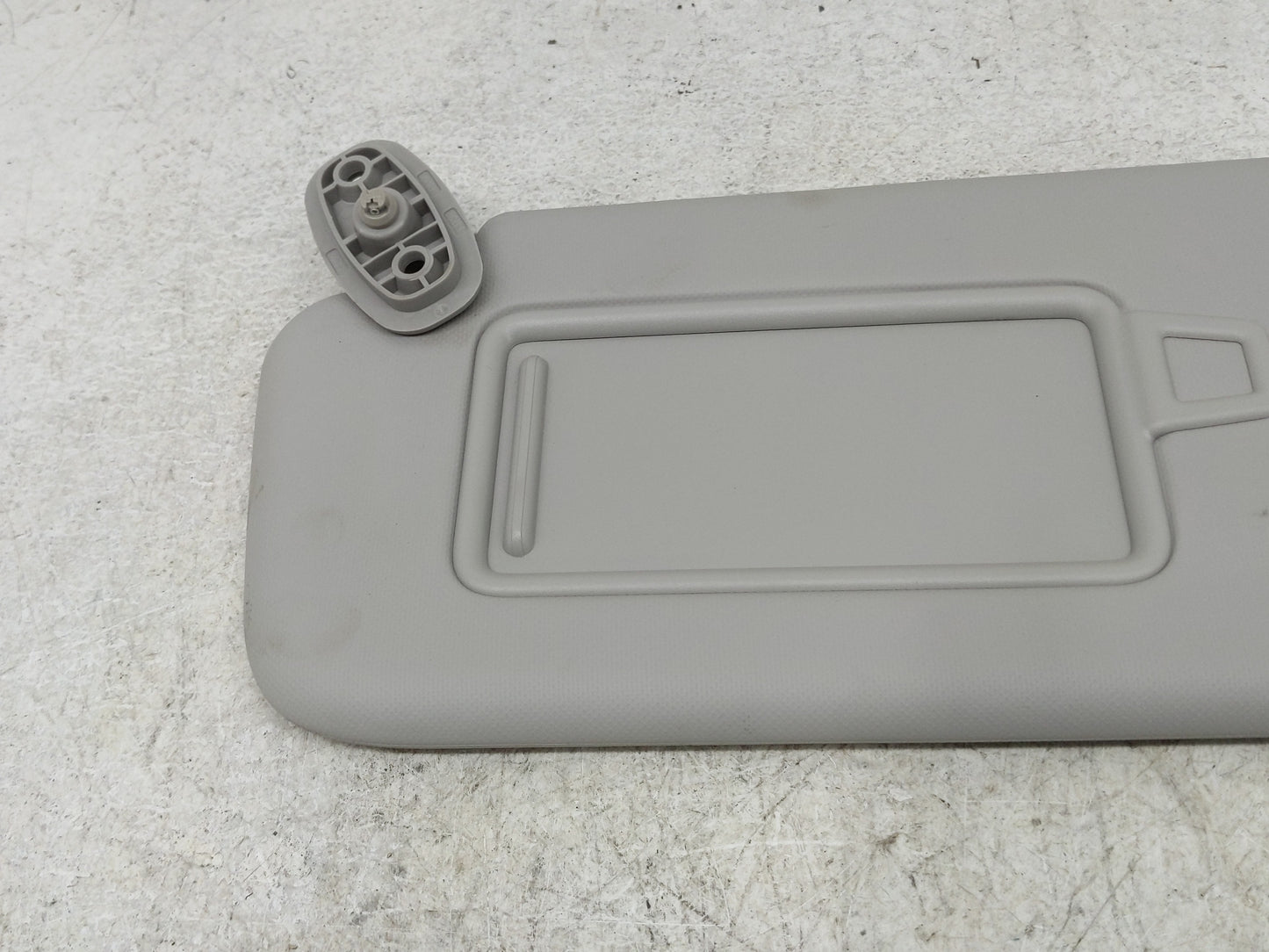 2021-2022 Kia Seltos Sun Visor Shade Replacement Driver Left Mirror Fits Fits 2021 2022 OEM Used Auto Parts - Oemusedautopar