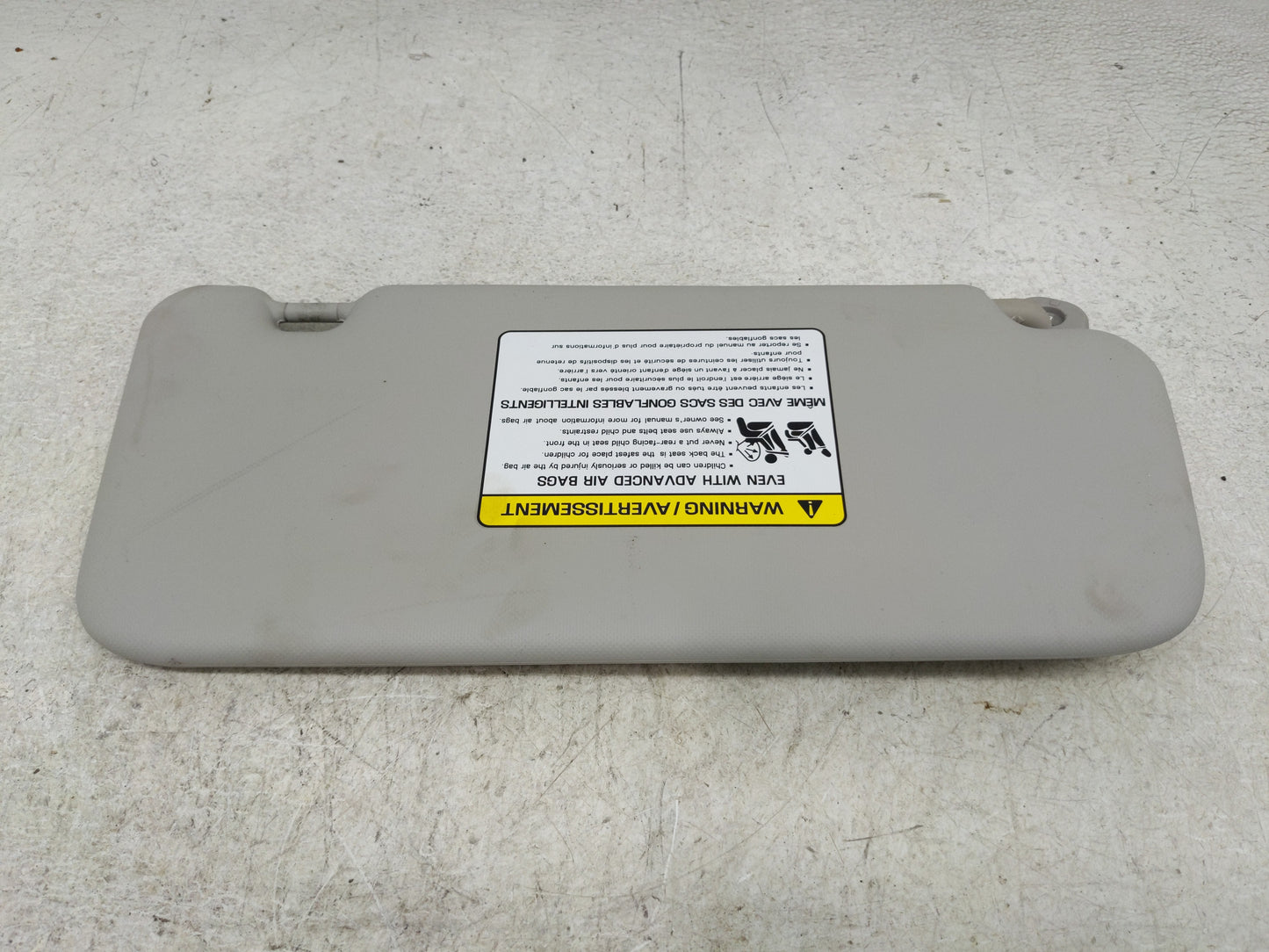 2021-2022 Kia Seltos Sun Visor Shade Replacement Driver Left Mirror Fits Fits 2021 2022 OEM Used Auto Parts - Oemusedautopar