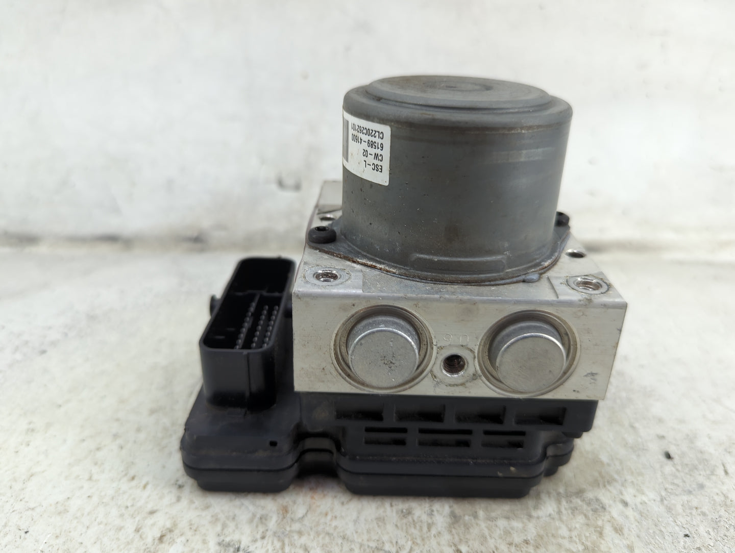 2021-2022 Kia Seltos ABS Pump Control Module Replacement P/N:58920-Q5100 58900-Q5600 Fits Fits 2021 2022 OEM Used Auto Parts