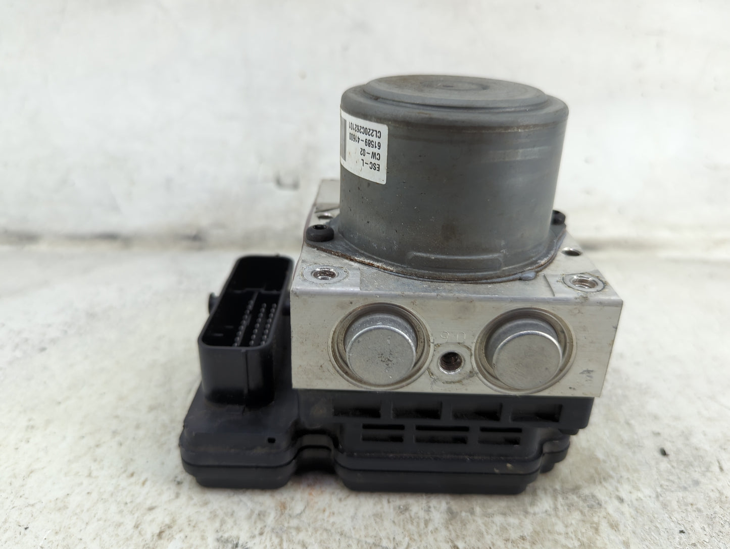 2021-2022 Kia Seltos ABS Pump Control Module Replacement P/N:58920-Q5100 58900-Q5600 Fits Fits 2021 2022 OEM Used Auto Parts