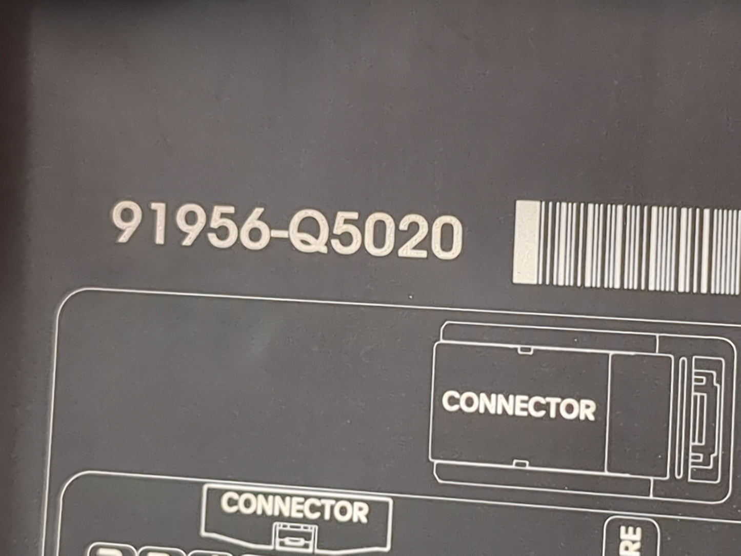 2021-2022 Kia Seltos Fusebox Fuse Box Panel Relay Module P/N:91956-Q5020 18980-09620, 18980-09630, 39160-37110 Fits Fits 202